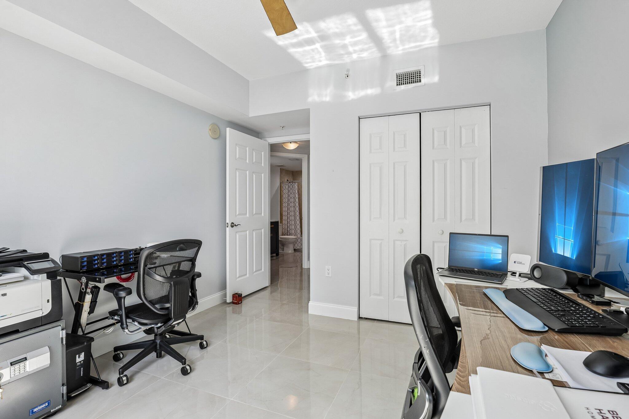 1755 E Hallandale Beach Boulevard 1207 E Property Photo 16