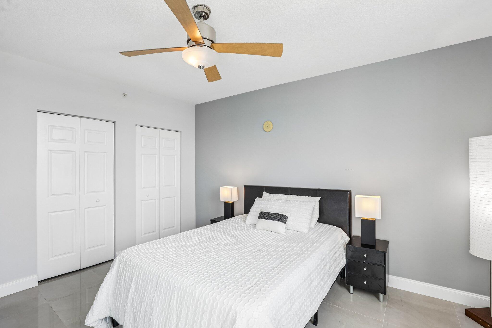 1755 E Hallandale Beach Boulevard 1207 E Property Photo 20