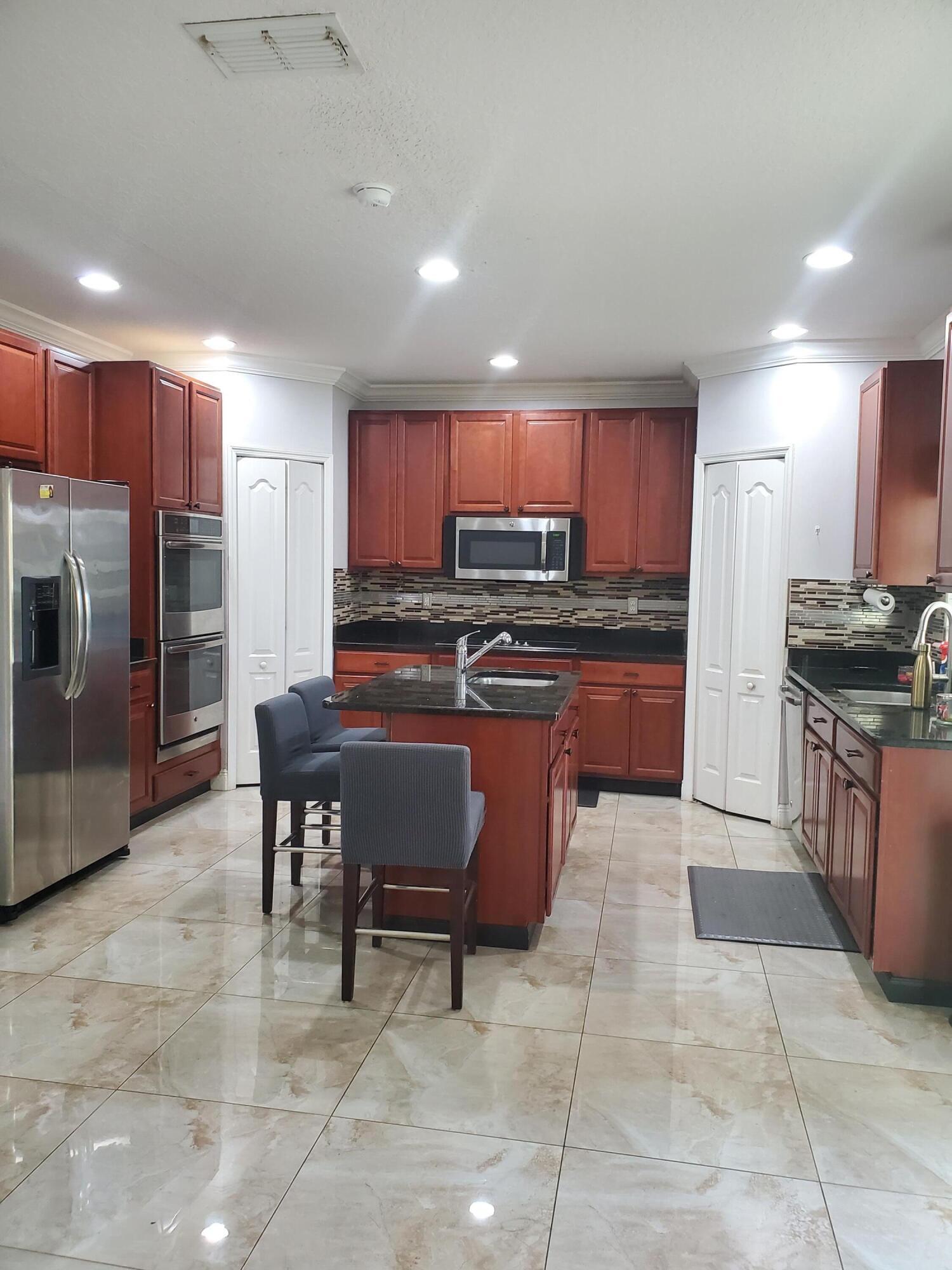 6140 Nw Butterfly Orchid Place Property Photo 2