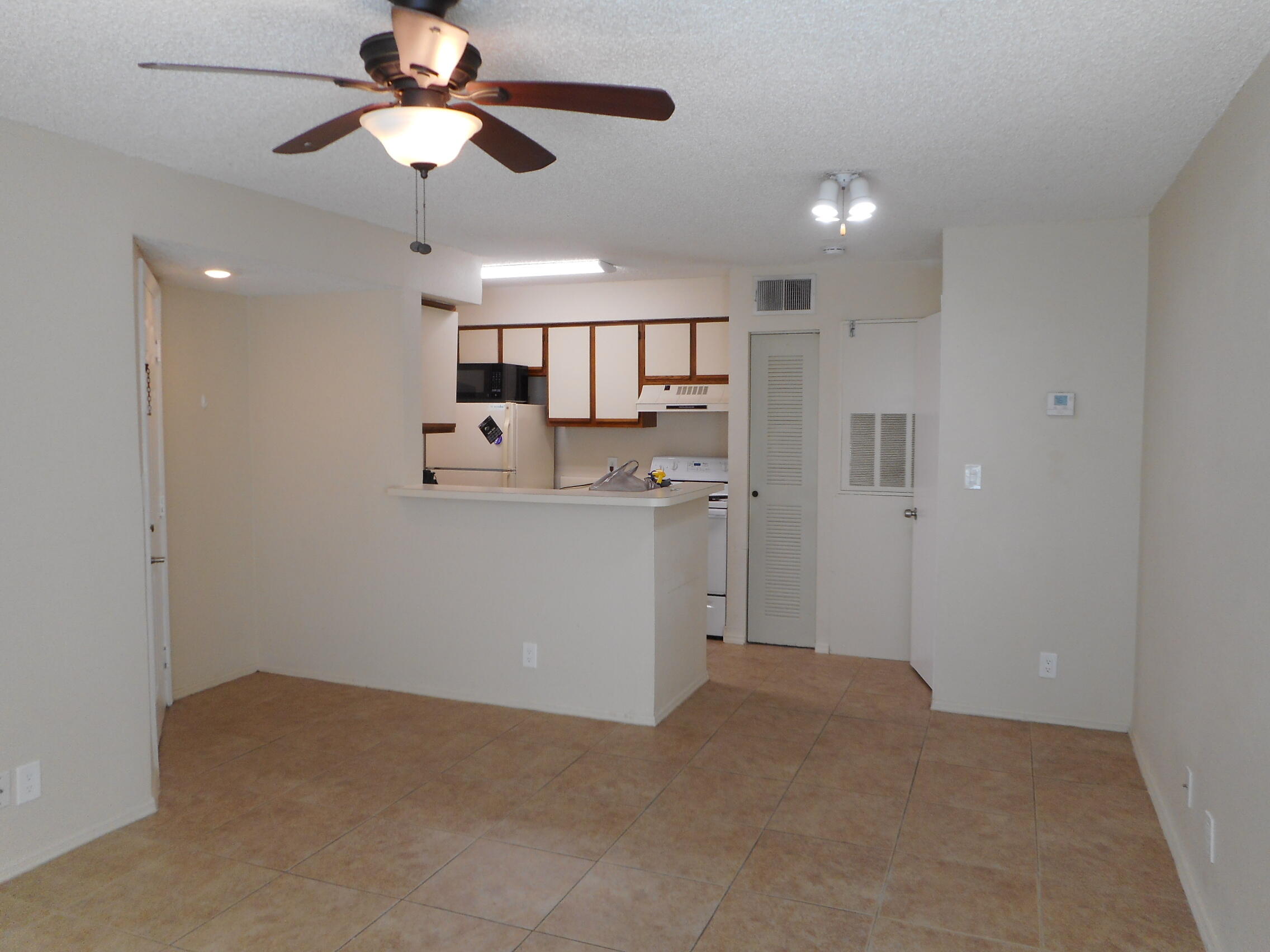 2736 S University Drive 1104 Property Photo 6