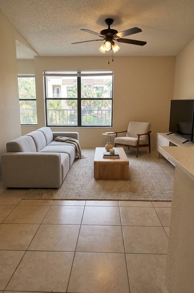 2900 S University Drive 9210 Property Photo 8