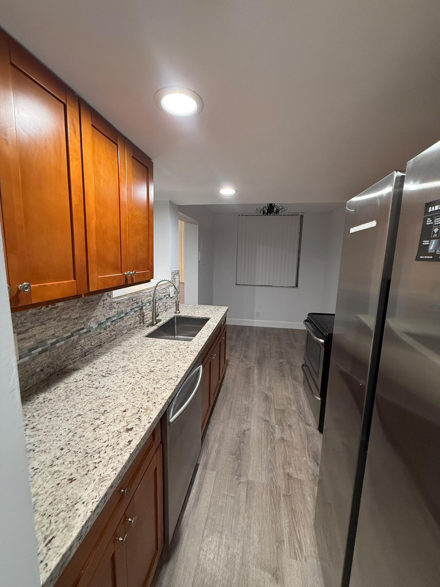 6190 Woodlands Boulevard 110 Property Photo 1