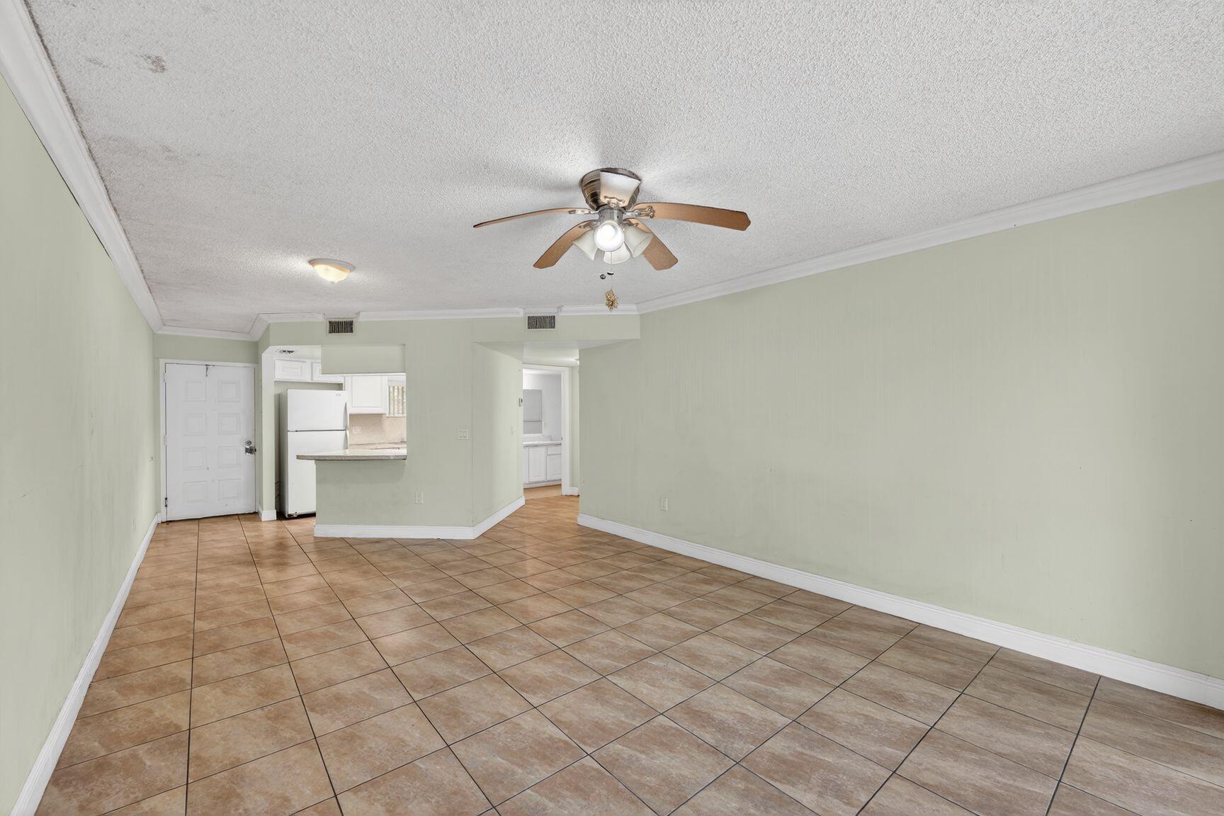 8373 Lake Drive 101 Property Photo 4
