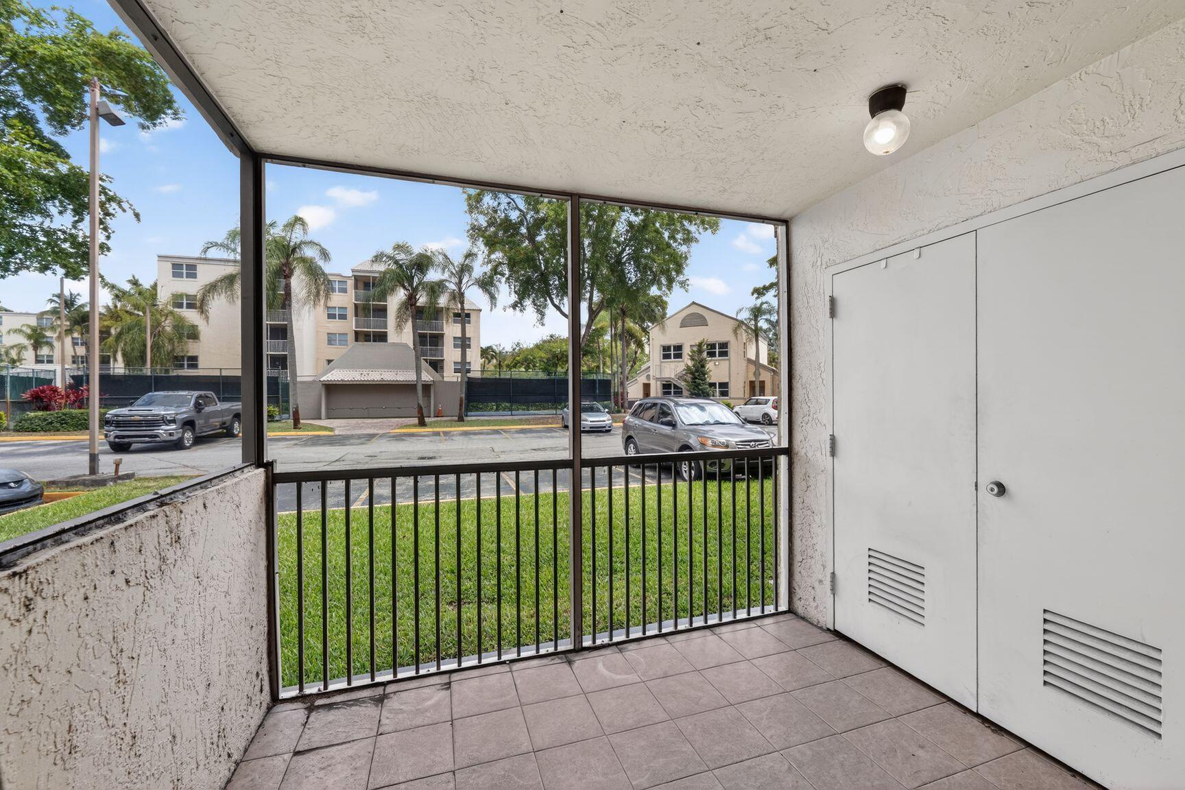 8373 Lake Drive 101 Property Photo 6