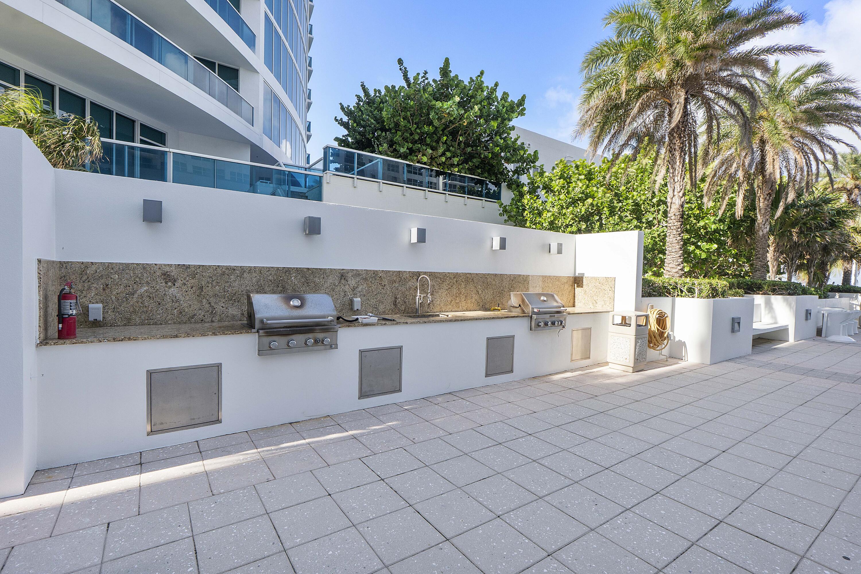 2751 S Ocean Drive 602s Property Photo 44