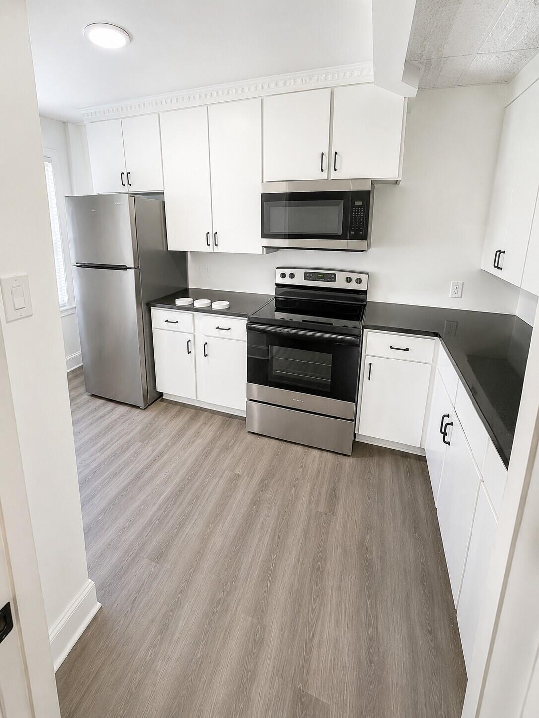 510 Lake Shore Drive 3 Property Photo 2