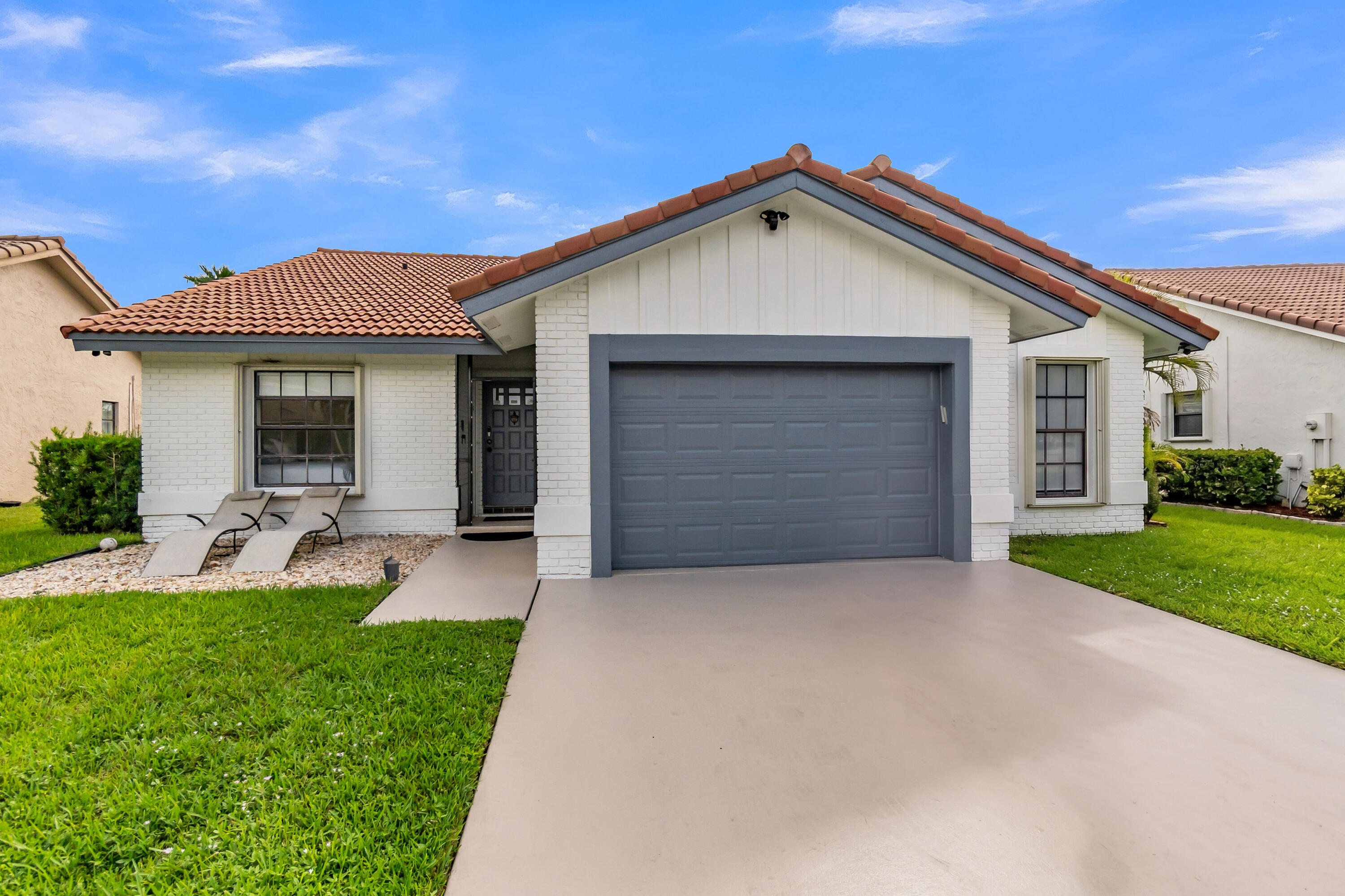 10131 Camelback Lane Property Photo 3