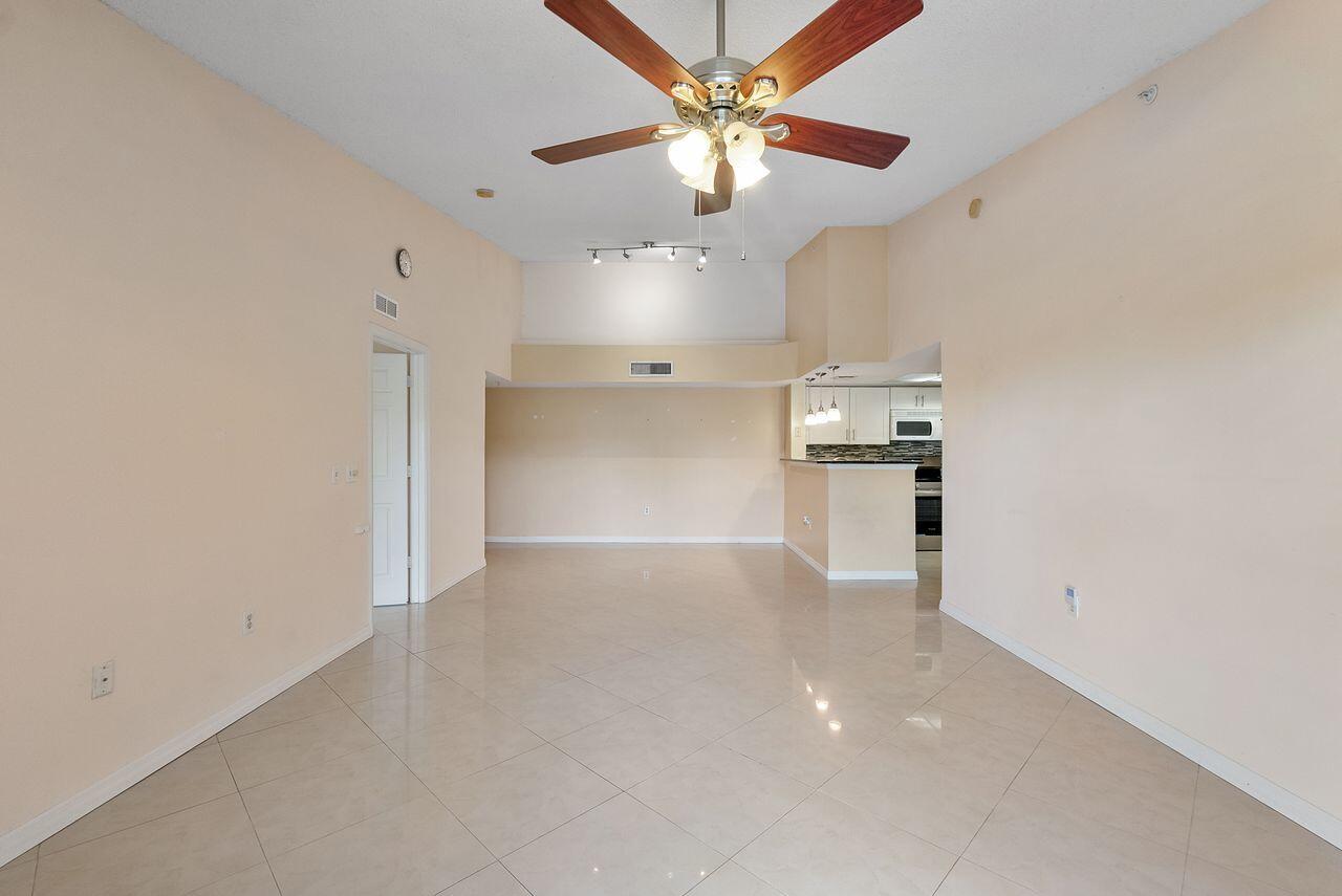 5011 Wiles Road Unit 303 Property Photo 23