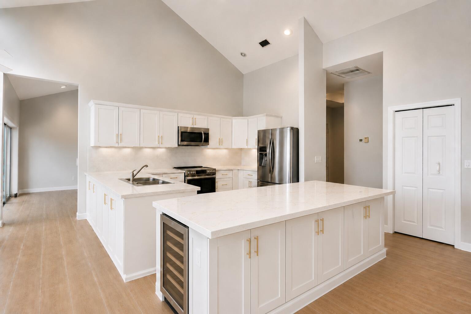 10290 Se Banyan Way Property Photo 6