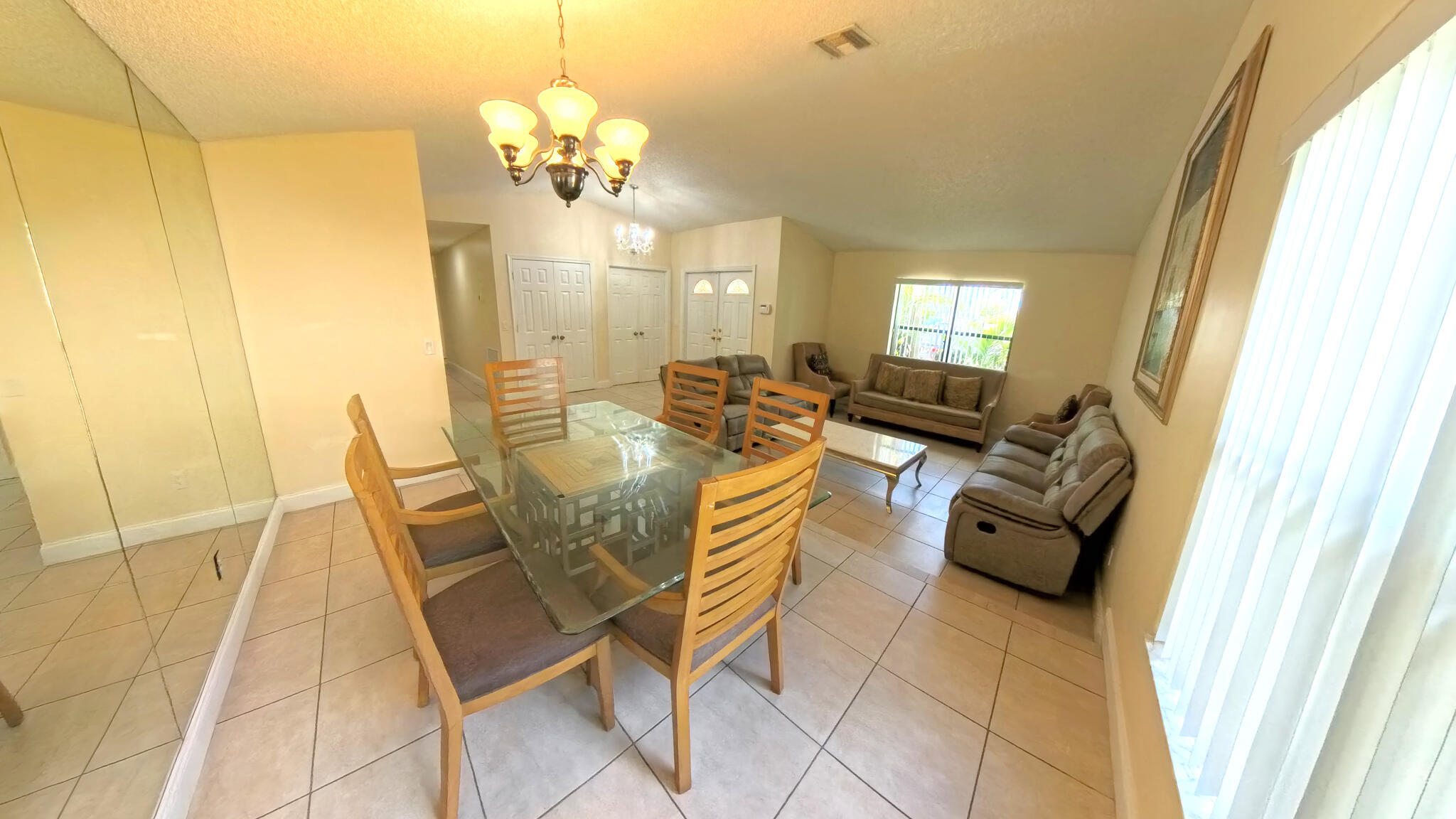 13484 Jonquil Court Property Photo 7