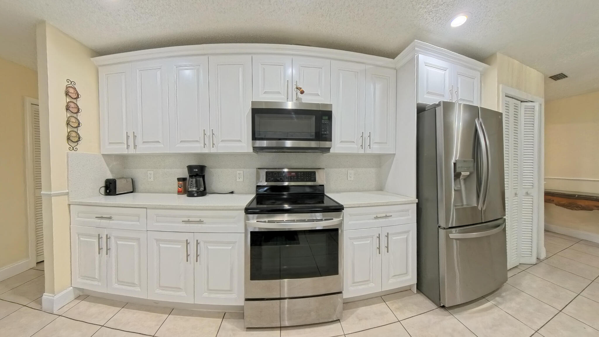13484 Jonquil Court Property Photo 19