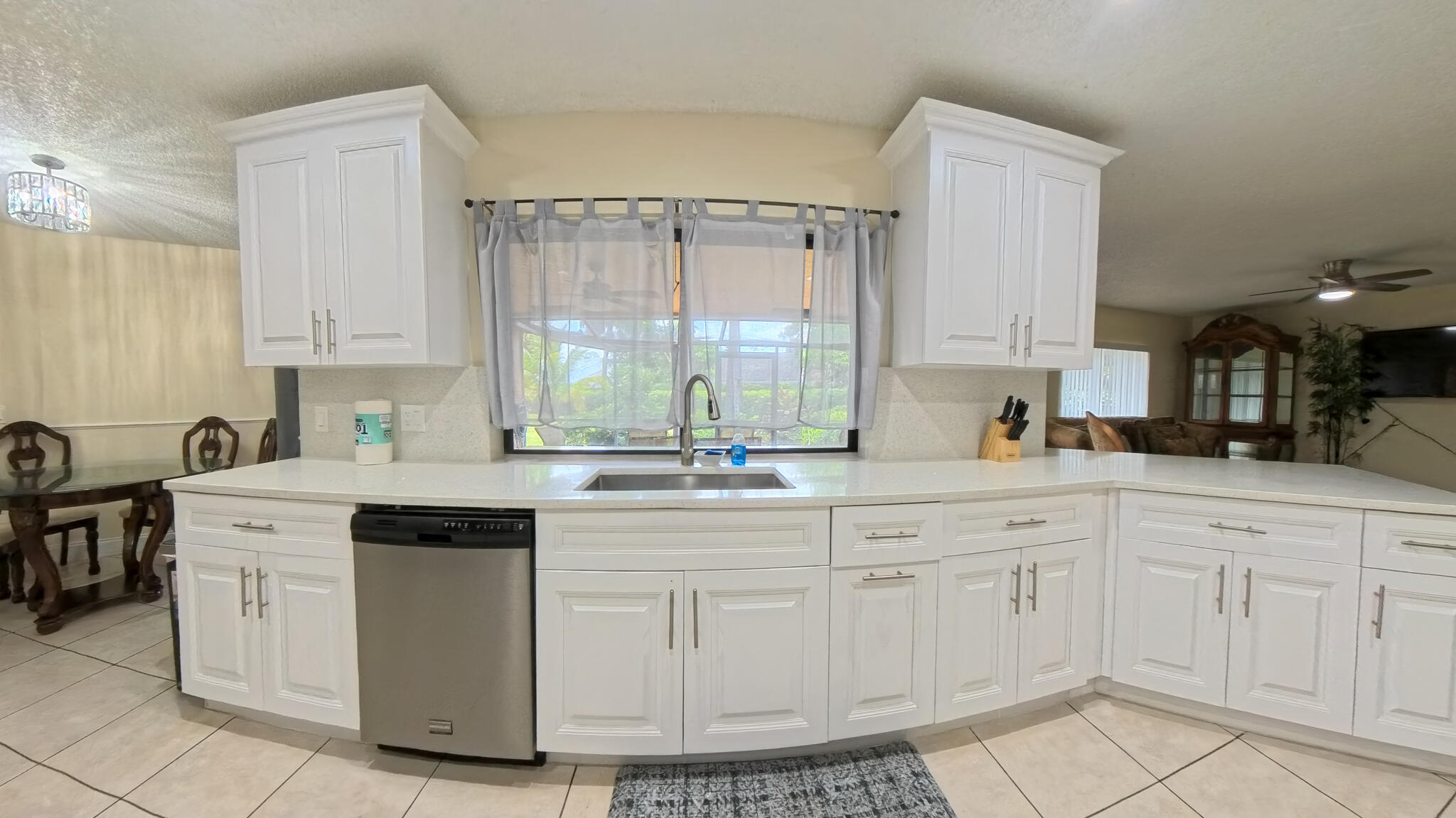 13484 Jonquil Court Property Photo 21