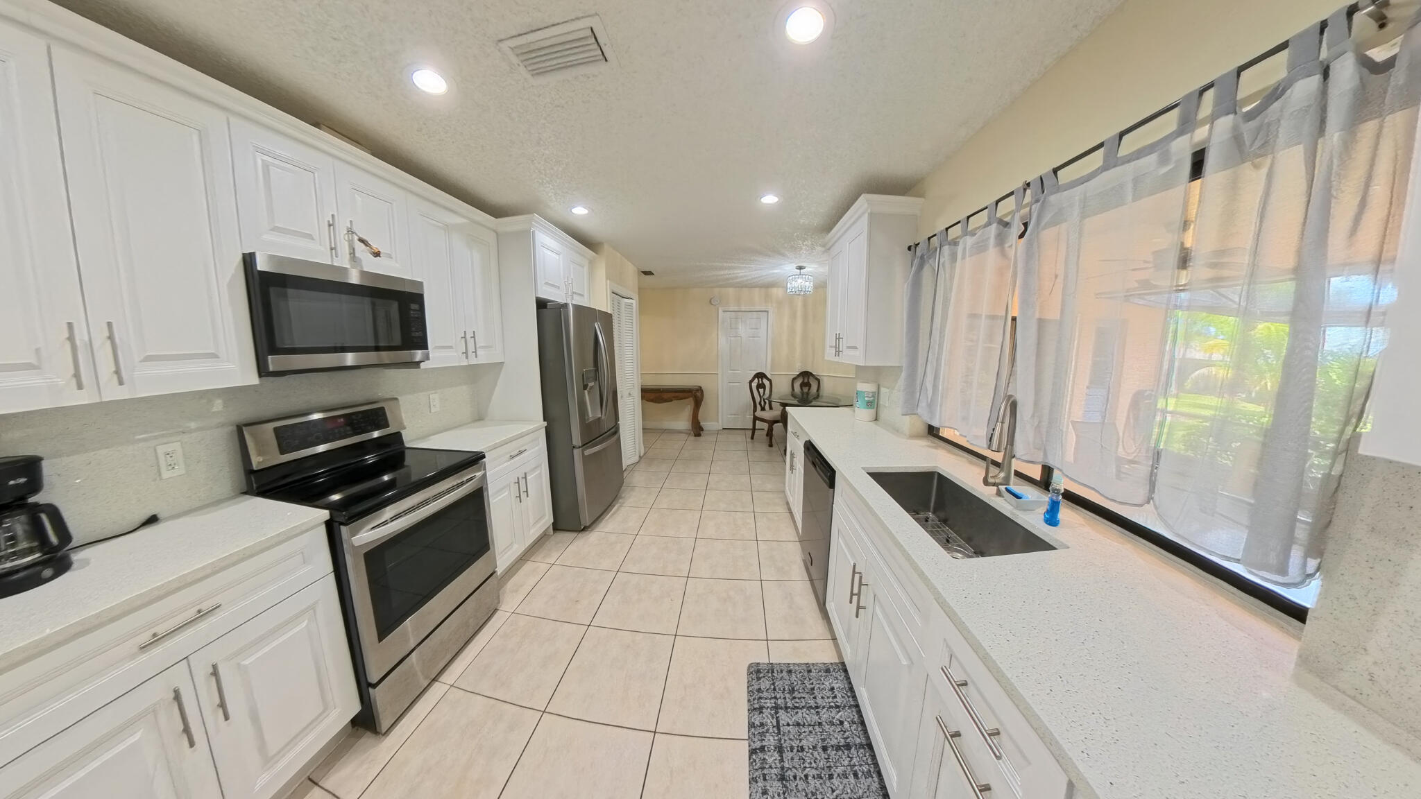 13484 Jonquil Court Property Photo 23