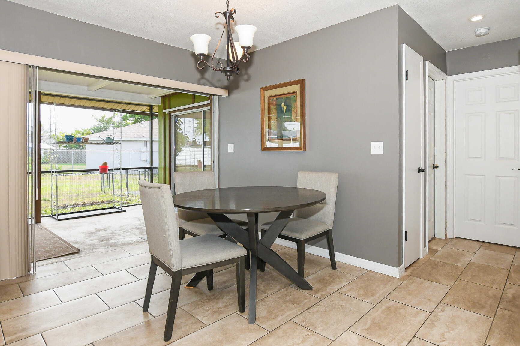 610 Nw Marion Avenue Property Photo 14