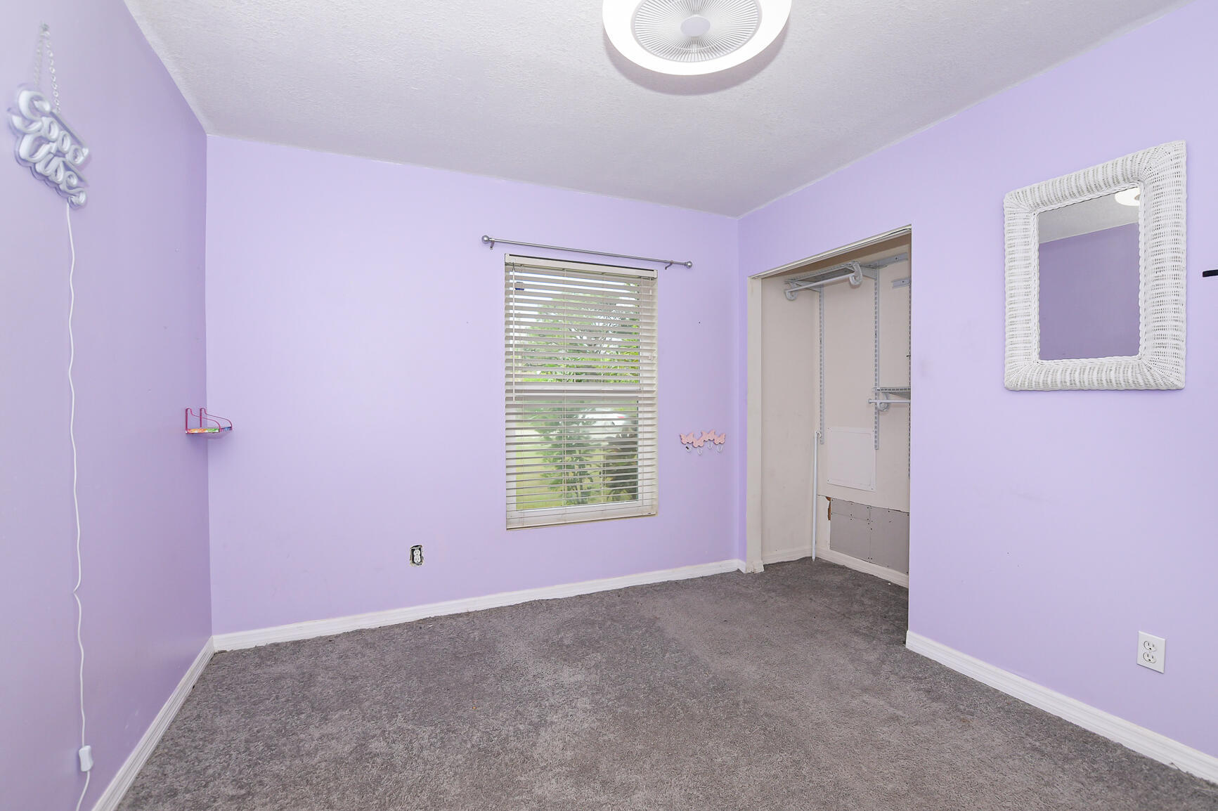 610 Nw Marion Avenue Property Photo 25