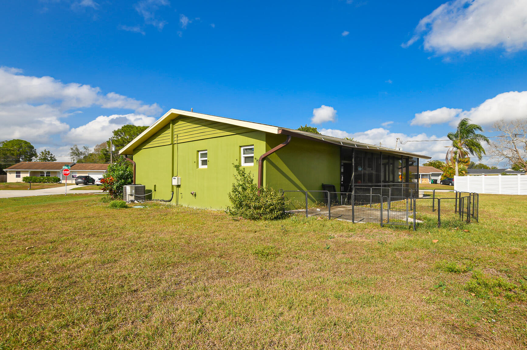 610 Nw Marion Avenue Property Photo 31