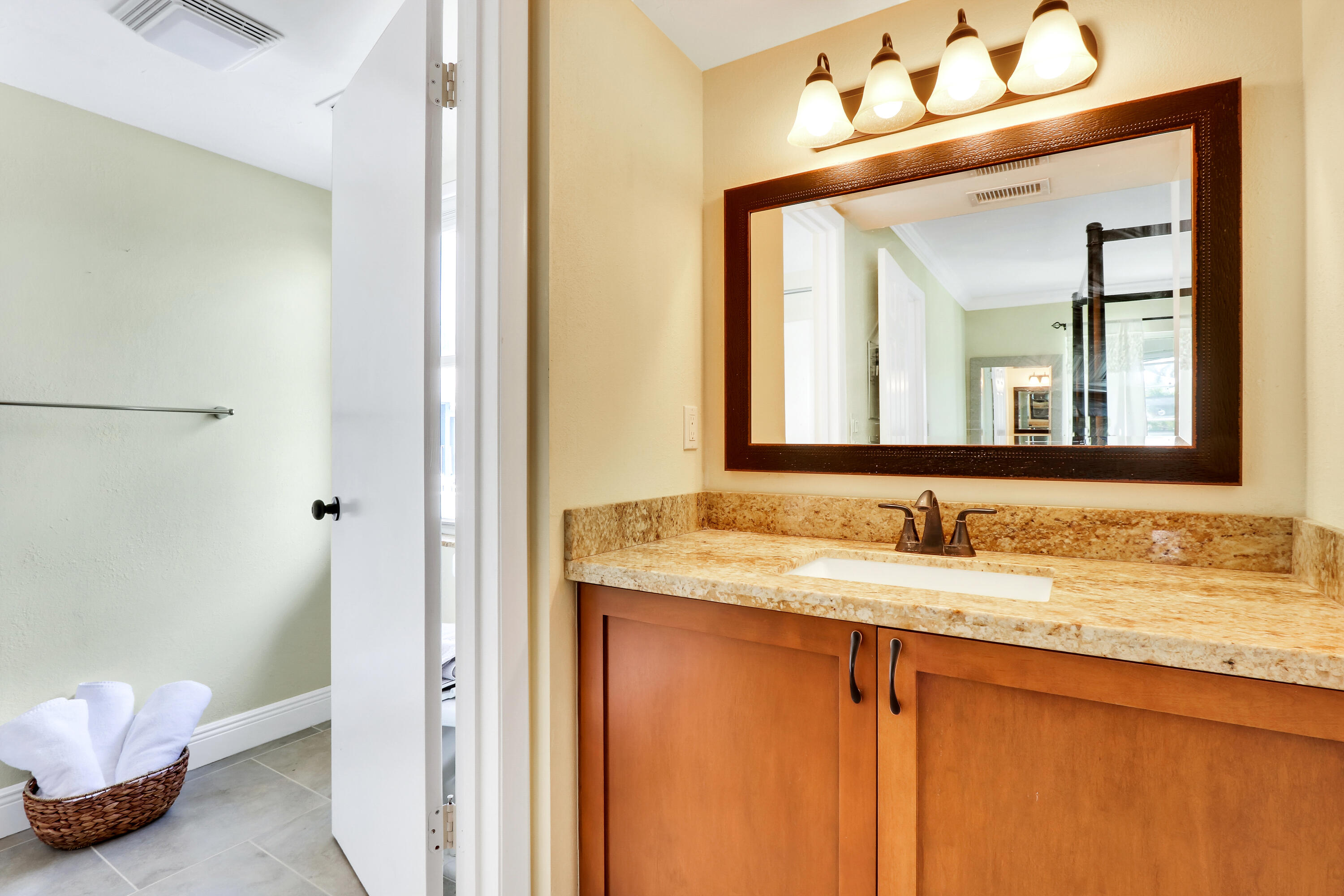 3296 Se Aster Lane Building C Unit 261 Property Photo 14
