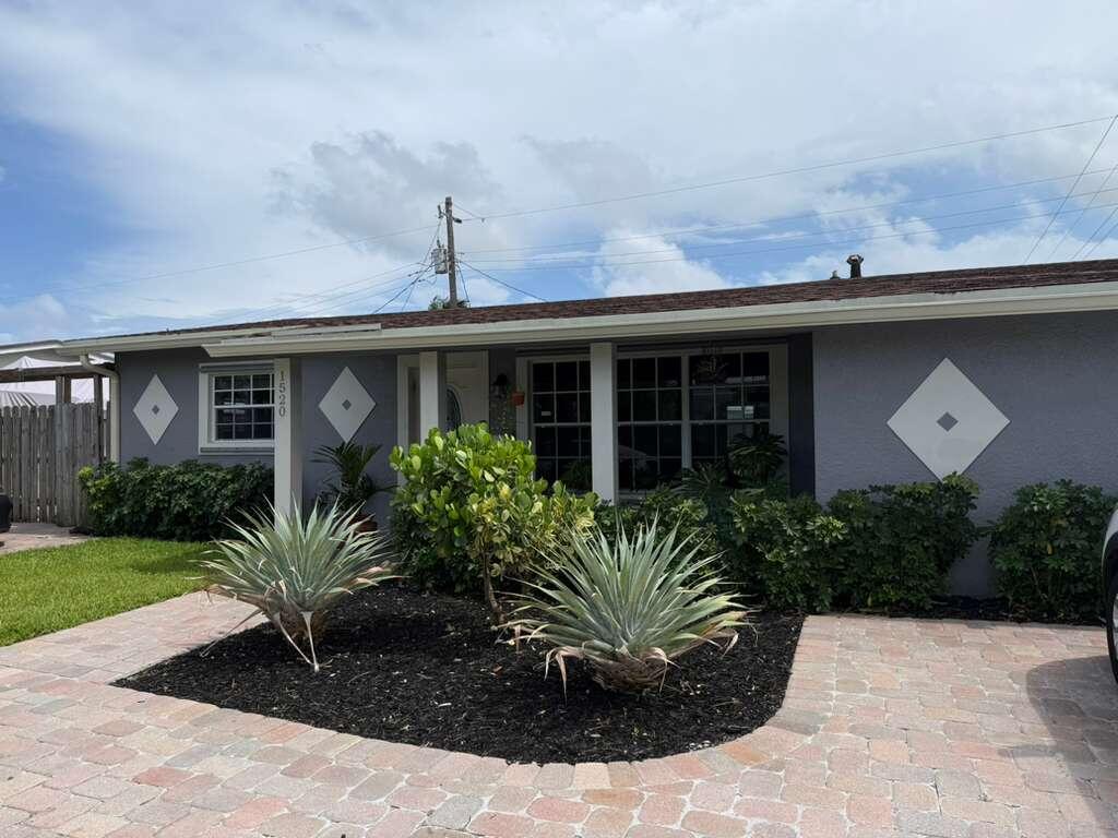1520 NE 35th Street 1520
