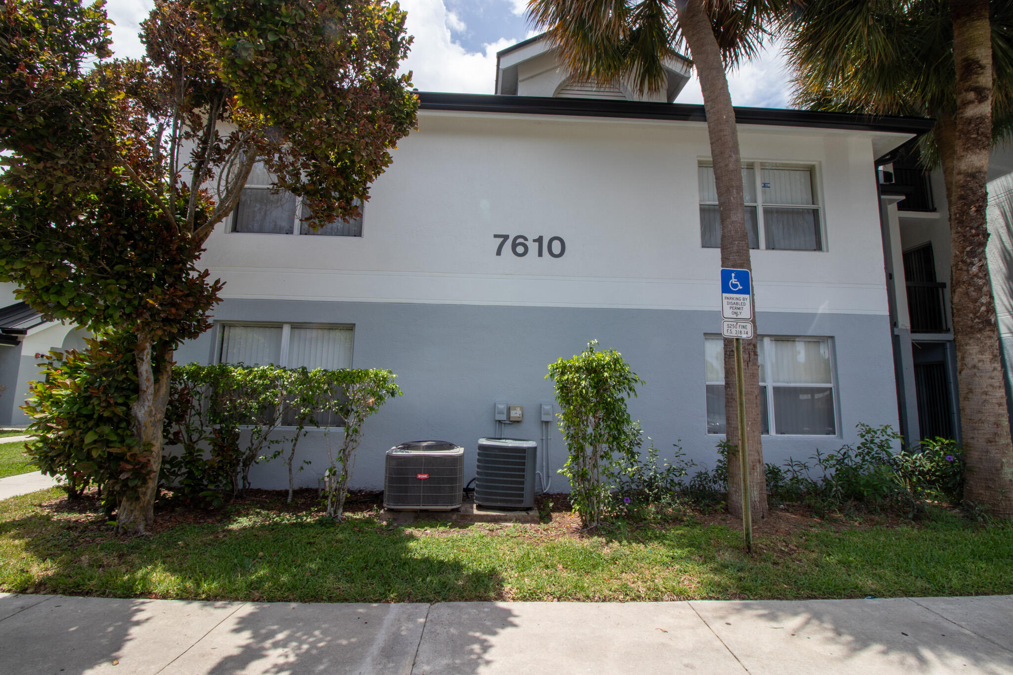 7610 Westwood Drive 102 Property Photo 4