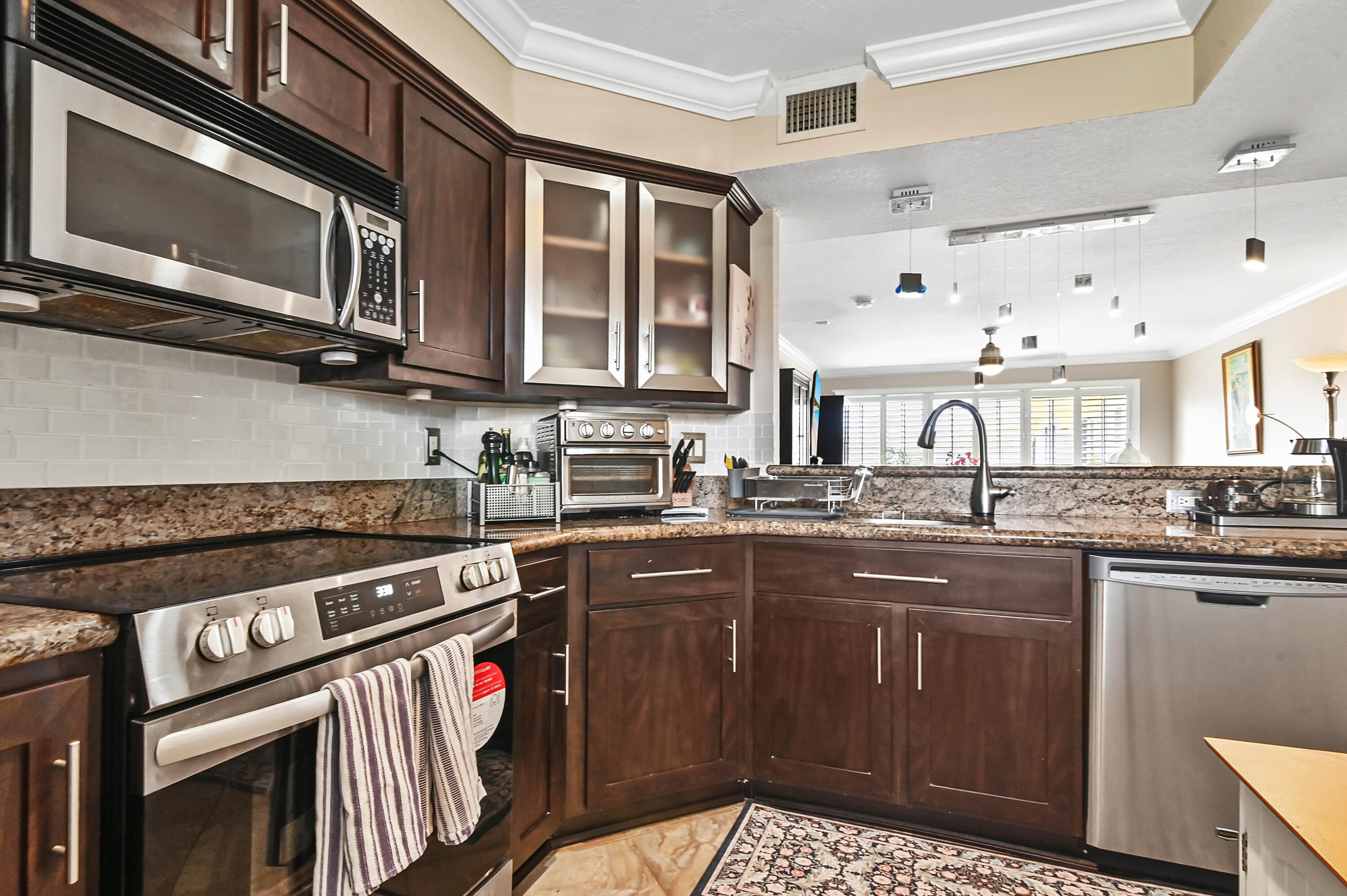 1501 E Broward Boulevard 805 Property Photo 9