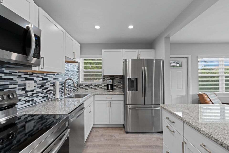 2312 Spanish Trail Property Photo 4