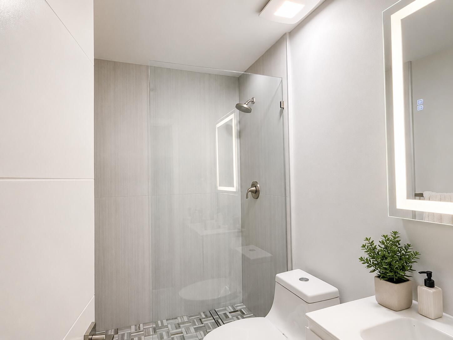 4103 Carriage Drive H4 Property Photo 8