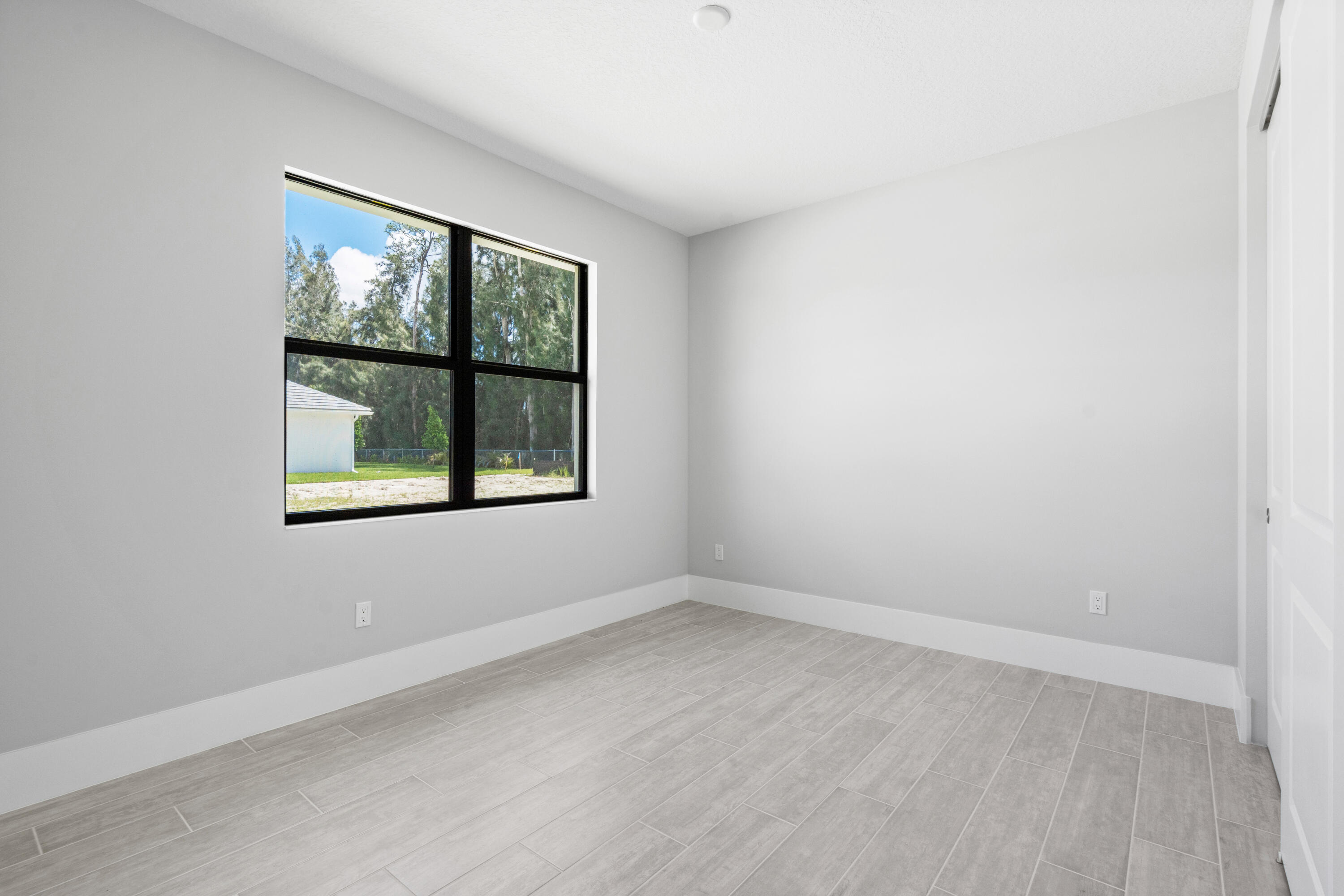 692 Ravens Landing Drive Property Photo 25