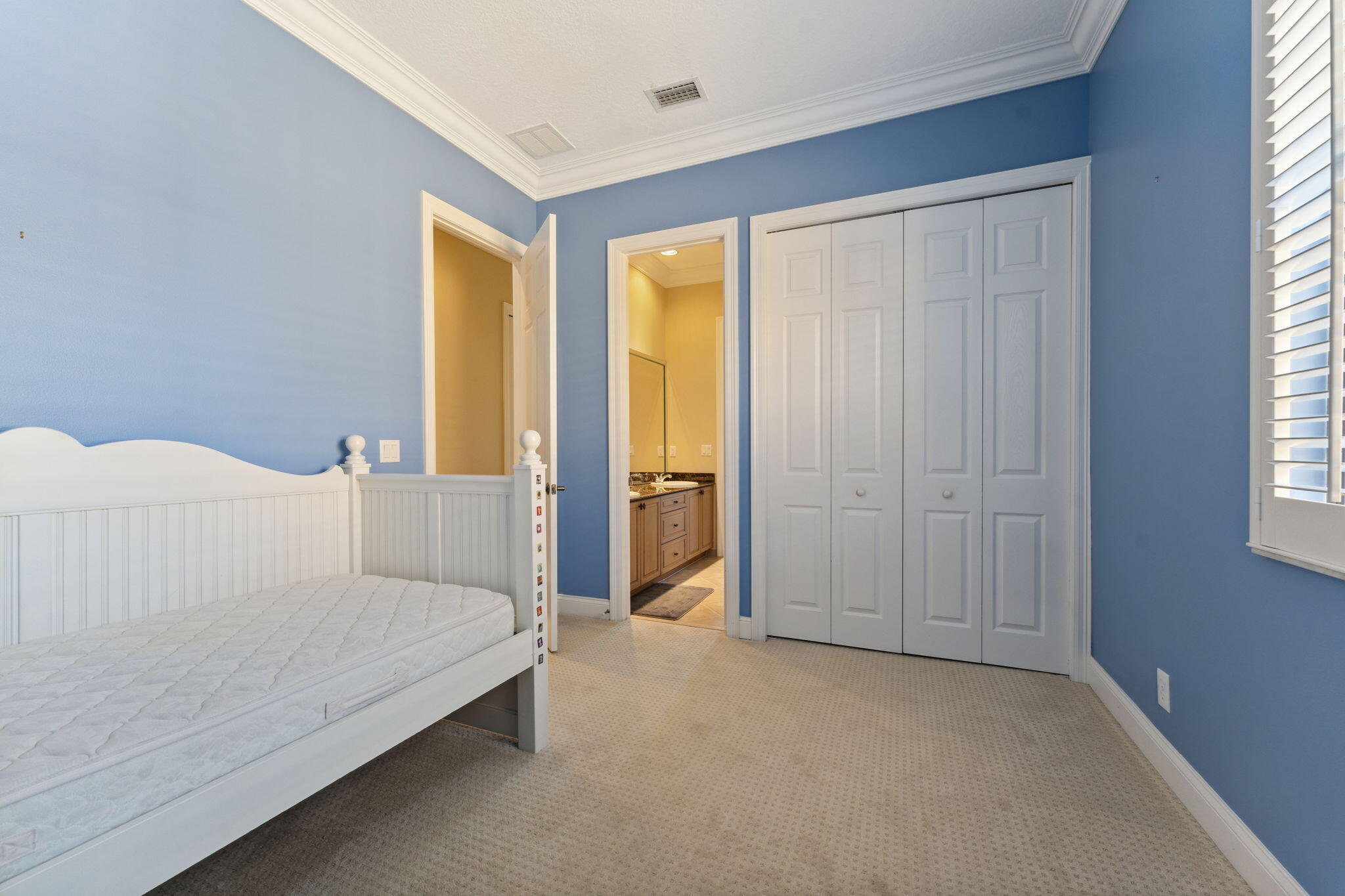 10380 Trianon Place Property Photo 21