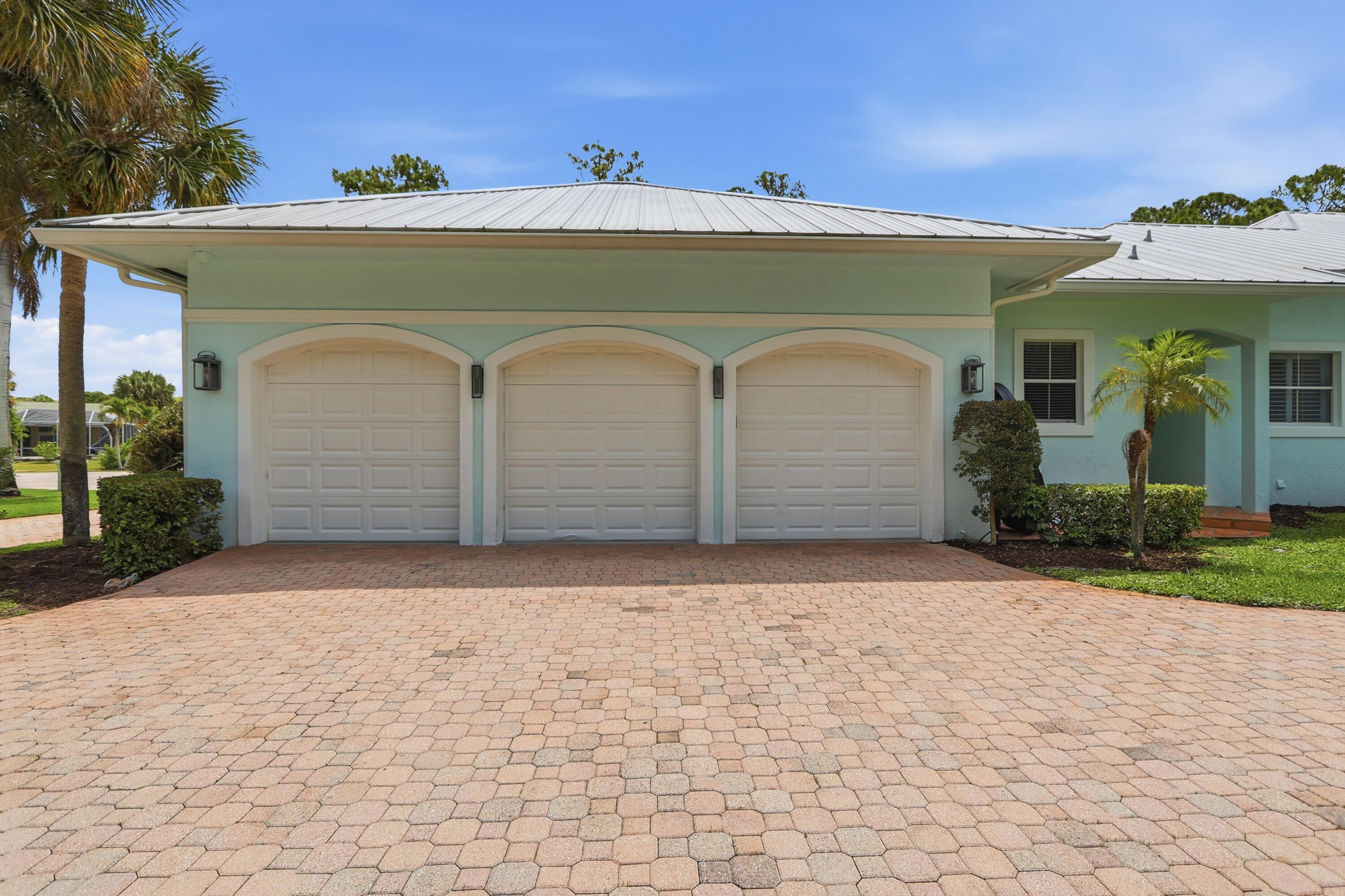 14737 Morgan Close Property Photo 10