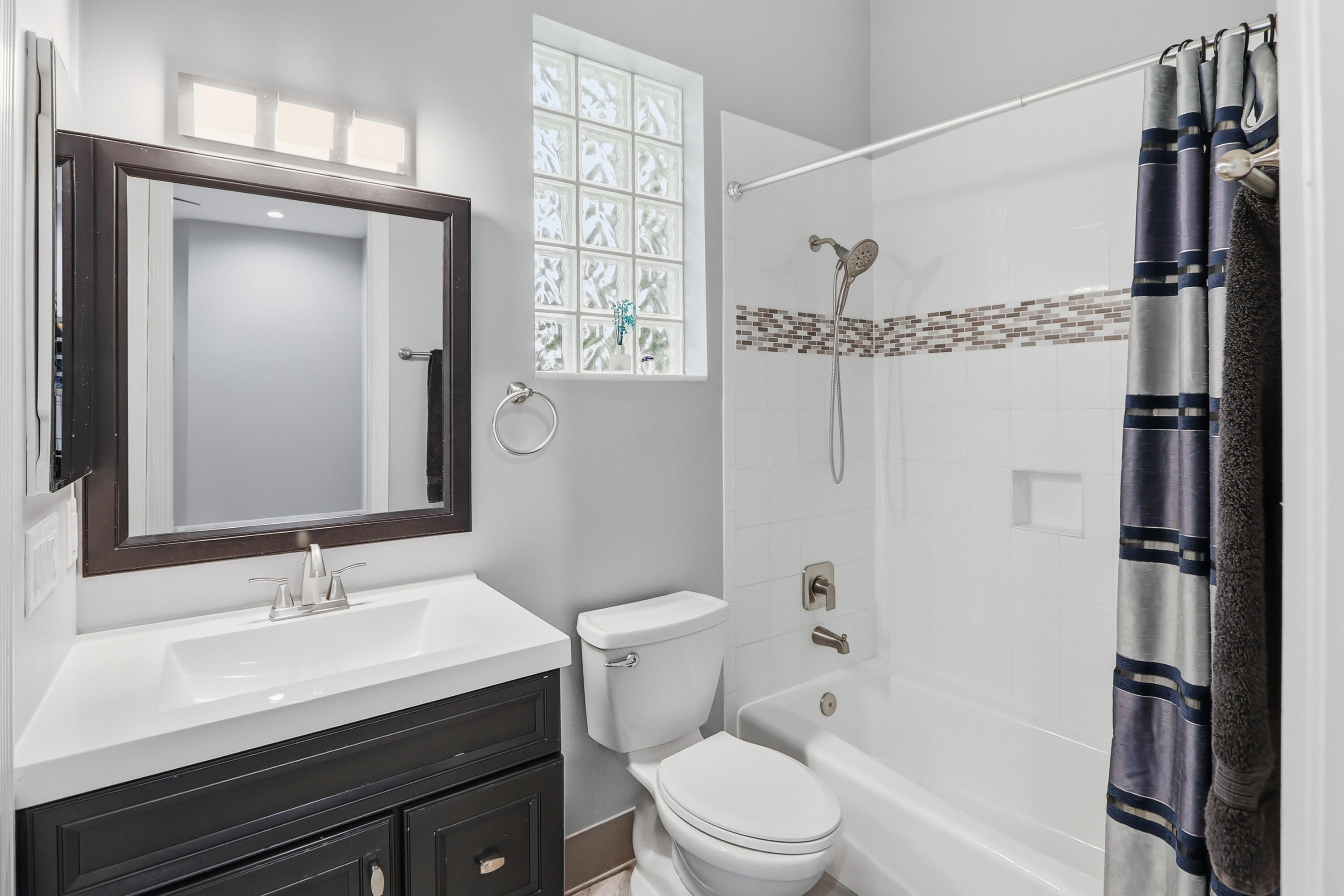 14737 Morgan Close Property Photo 50
