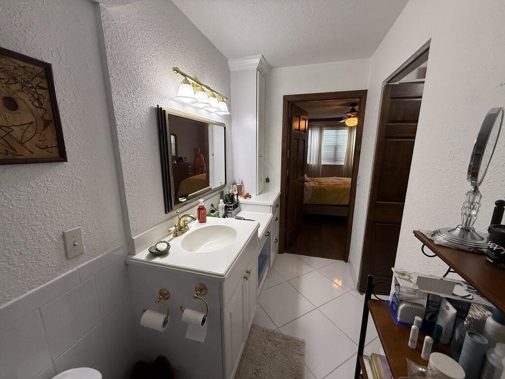 2551 Nw 103rd Avenue 107 Property Photo 11