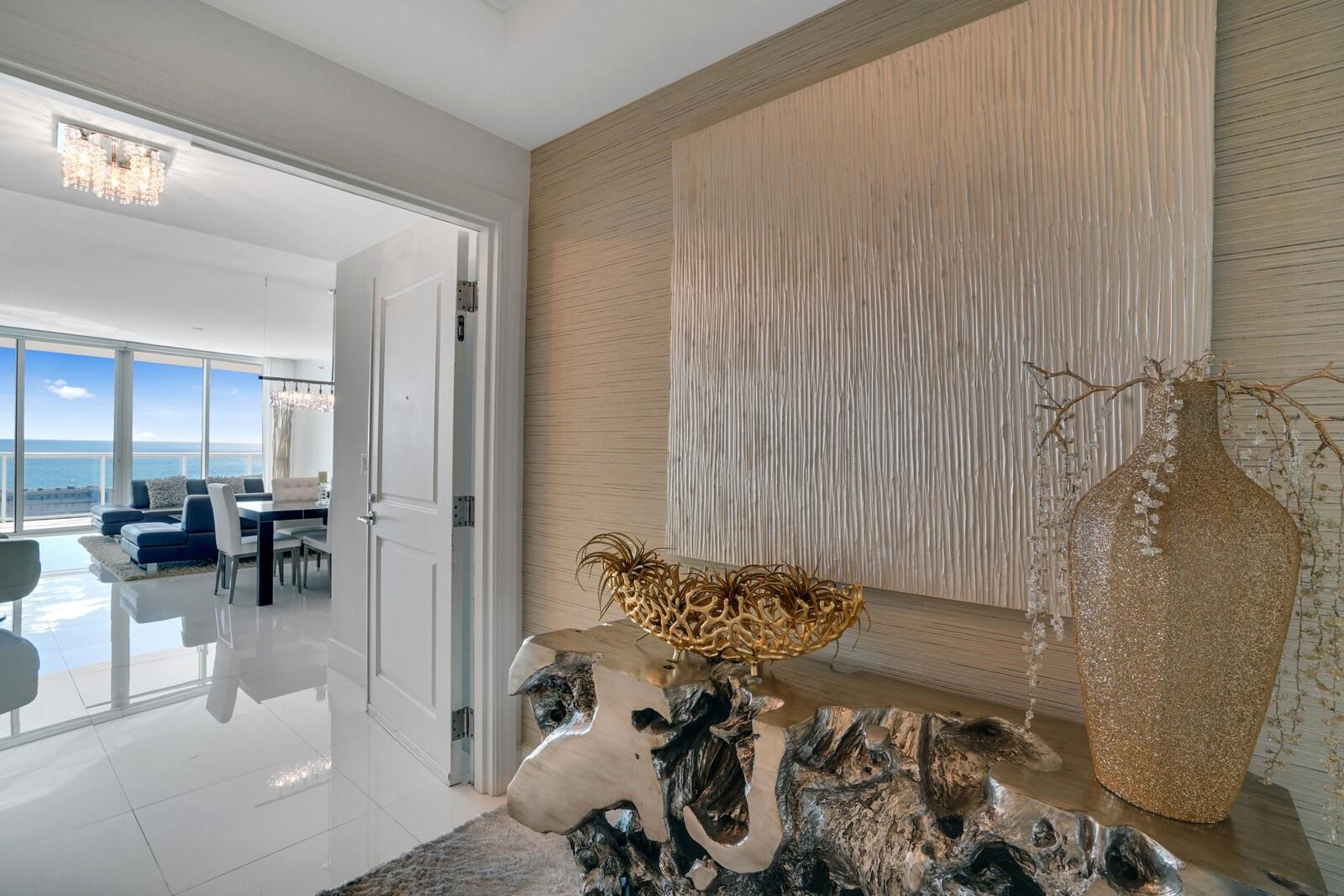 1 N Ocean Boulevard 903 Property Photo 17