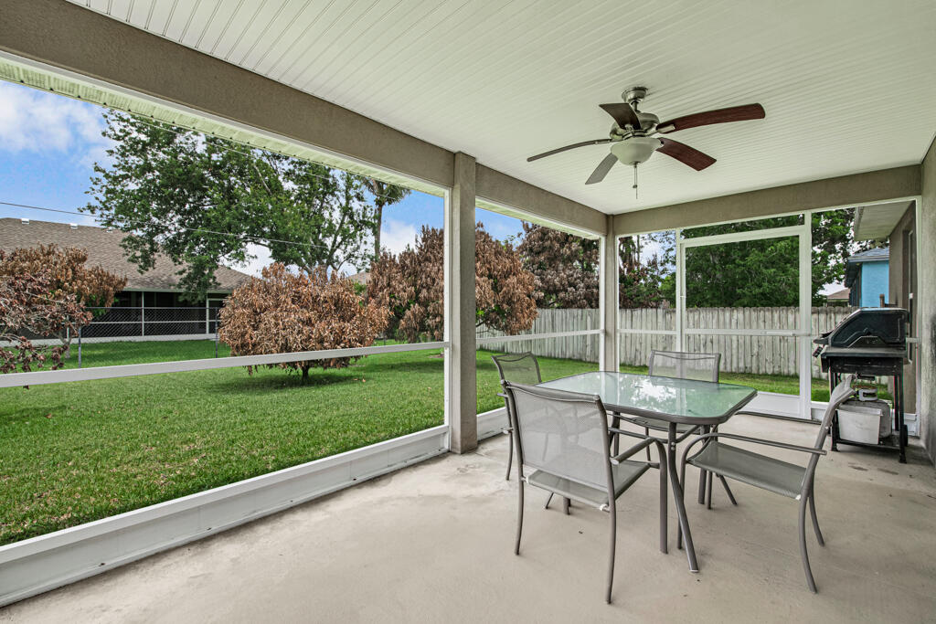 367 Sw Grimaldo Terrace Property Photo 39