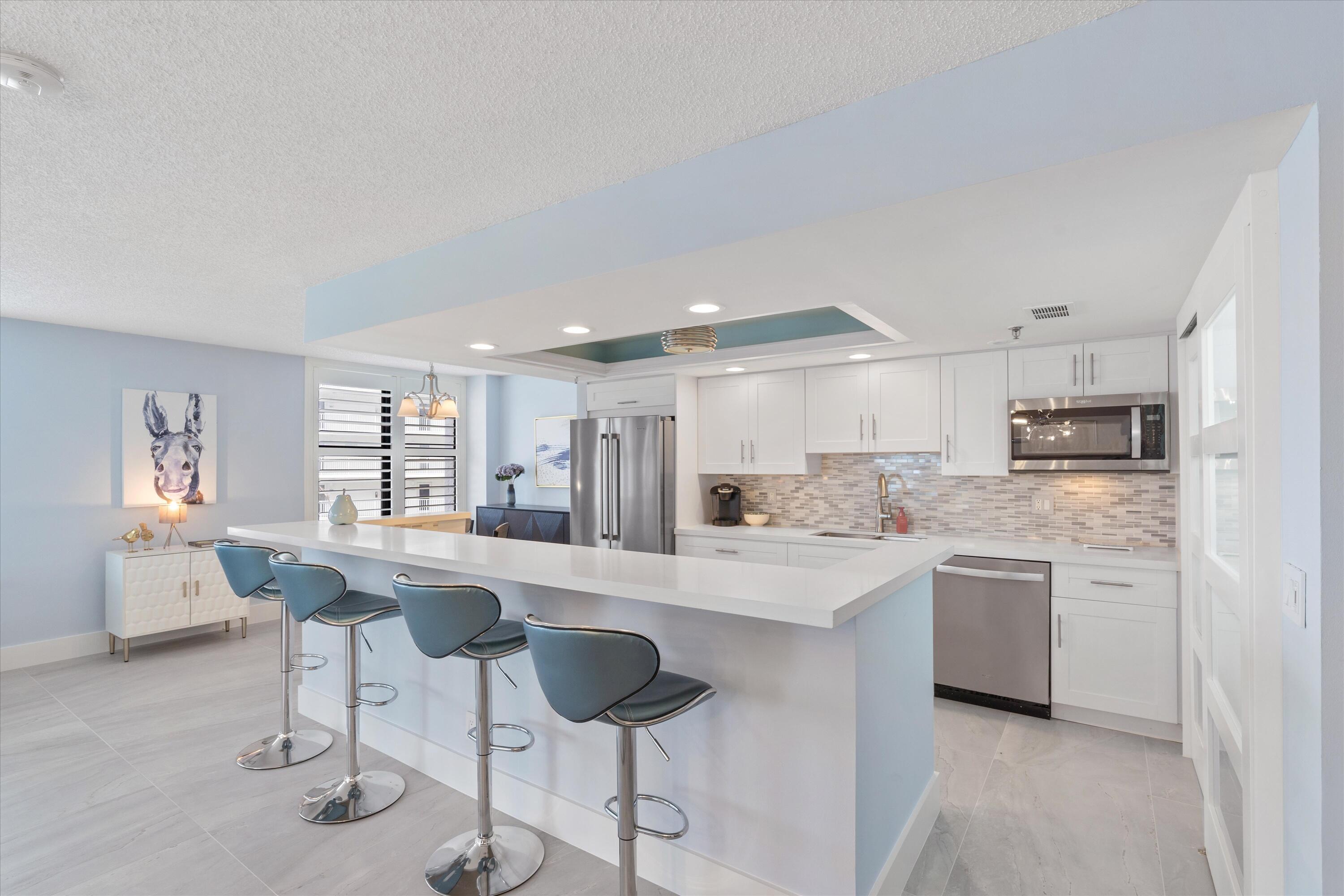 3115 S Ocean Boulevard 302 Property Photo 5