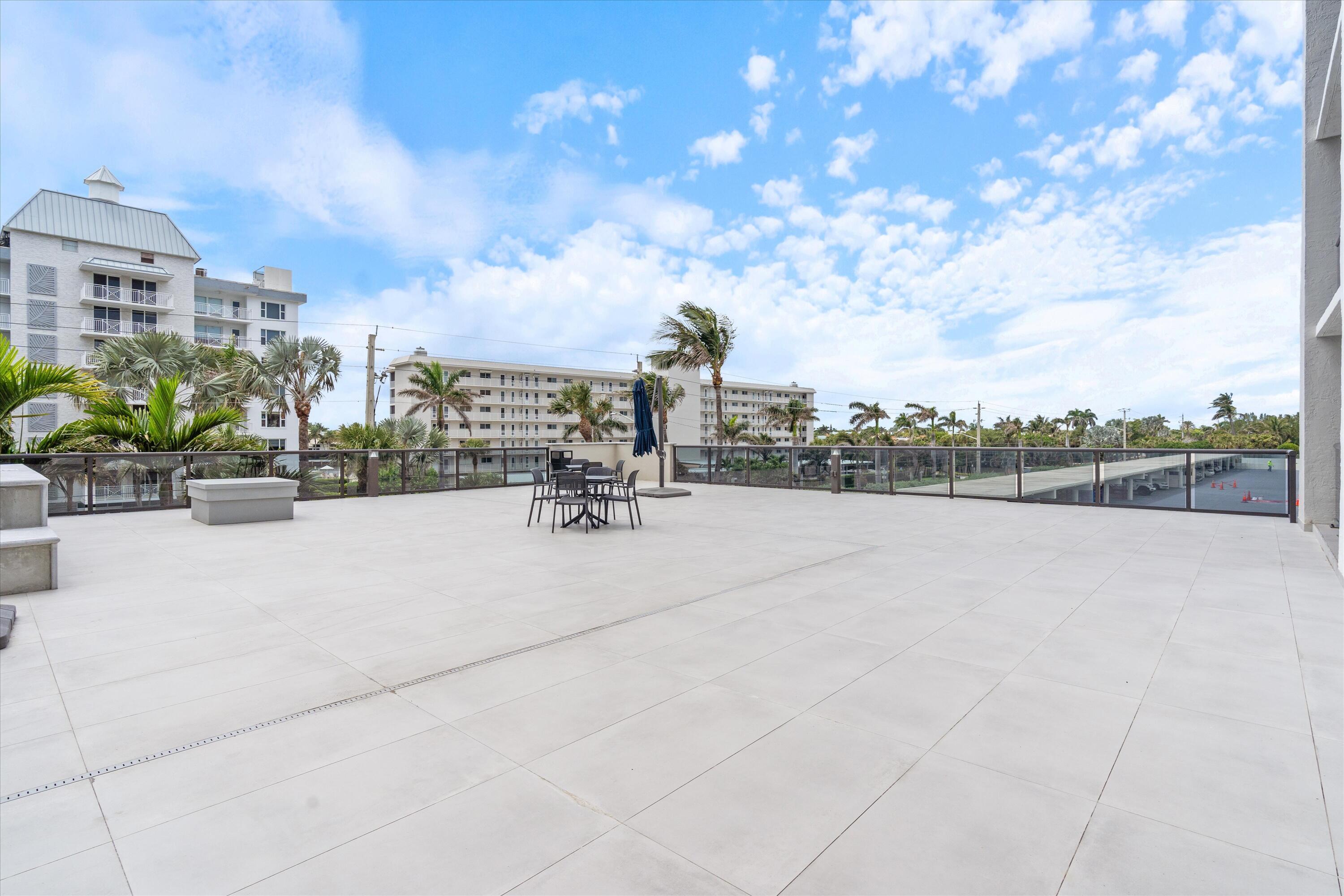 3115 S Ocean Boulevard 302 Property Photo 28