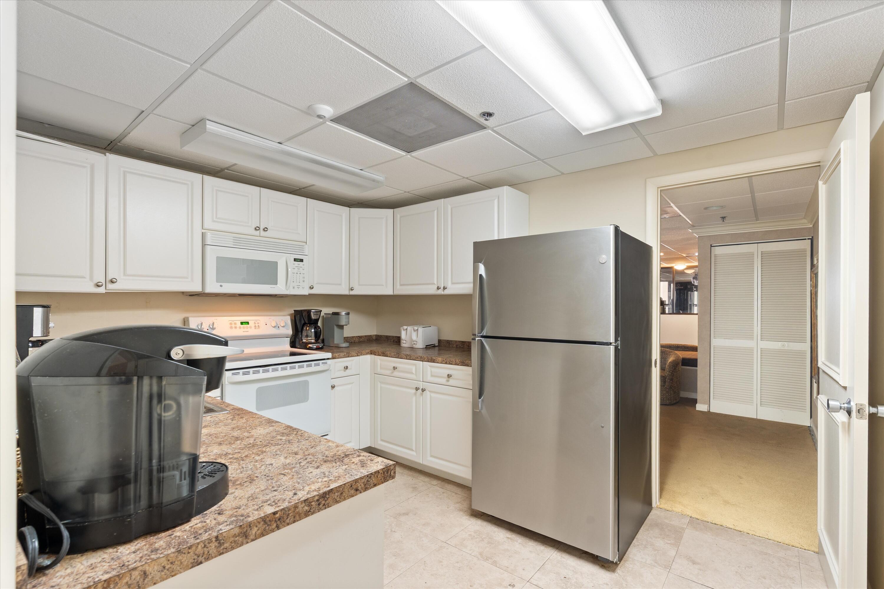 3115 S Ocean Boulevard 302 Property Photo 34