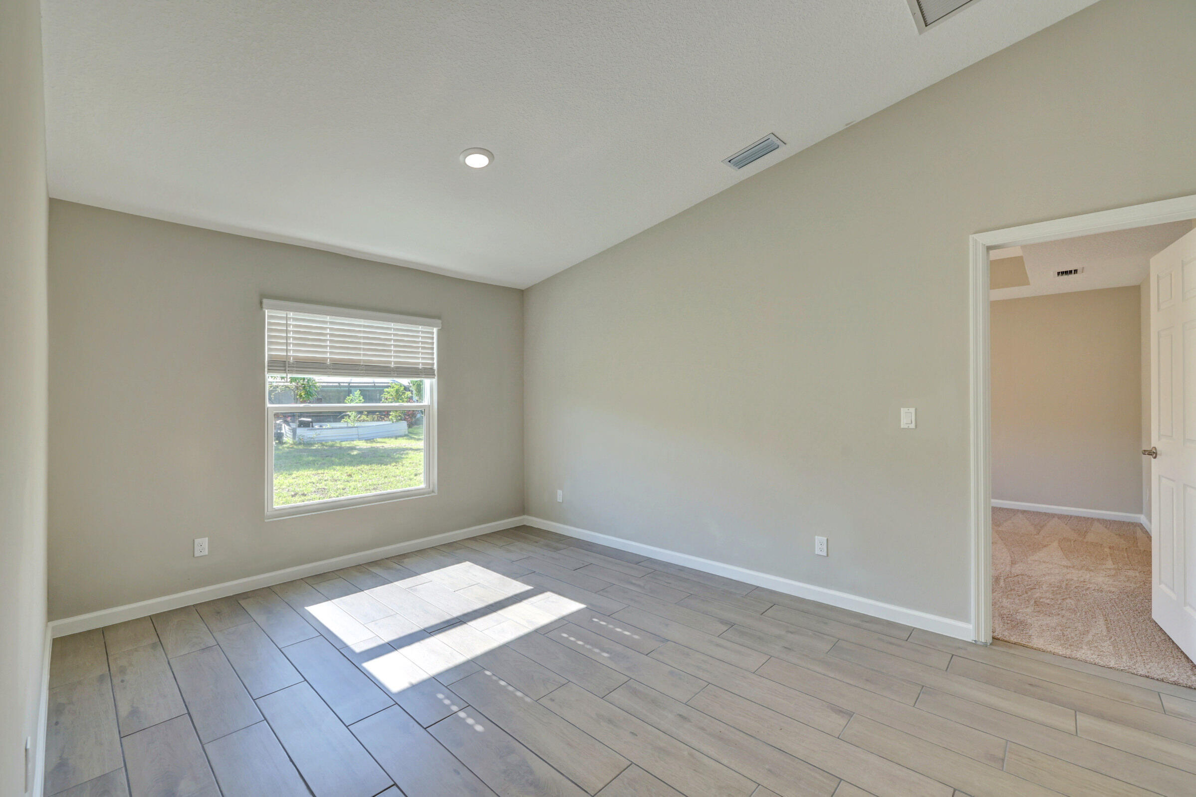 757 Sw Sardinia Avenue Property Photo 15