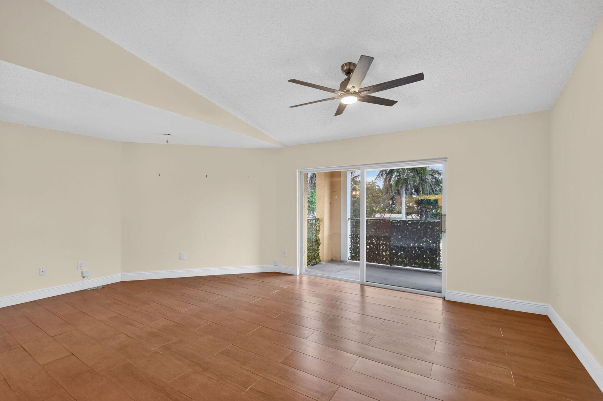 123 Yacht Club Way 307 Property Photo 5