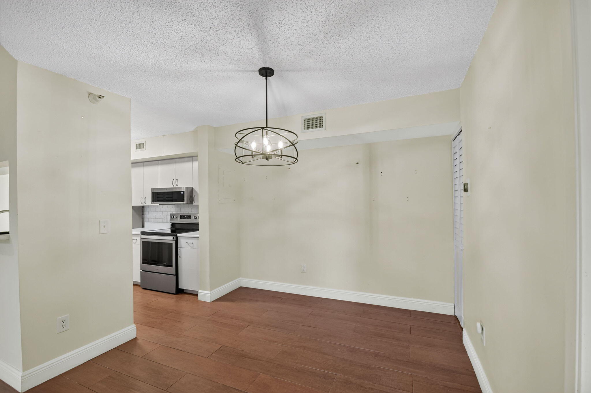 123 Yacht Club Way 307 Property Photo 11