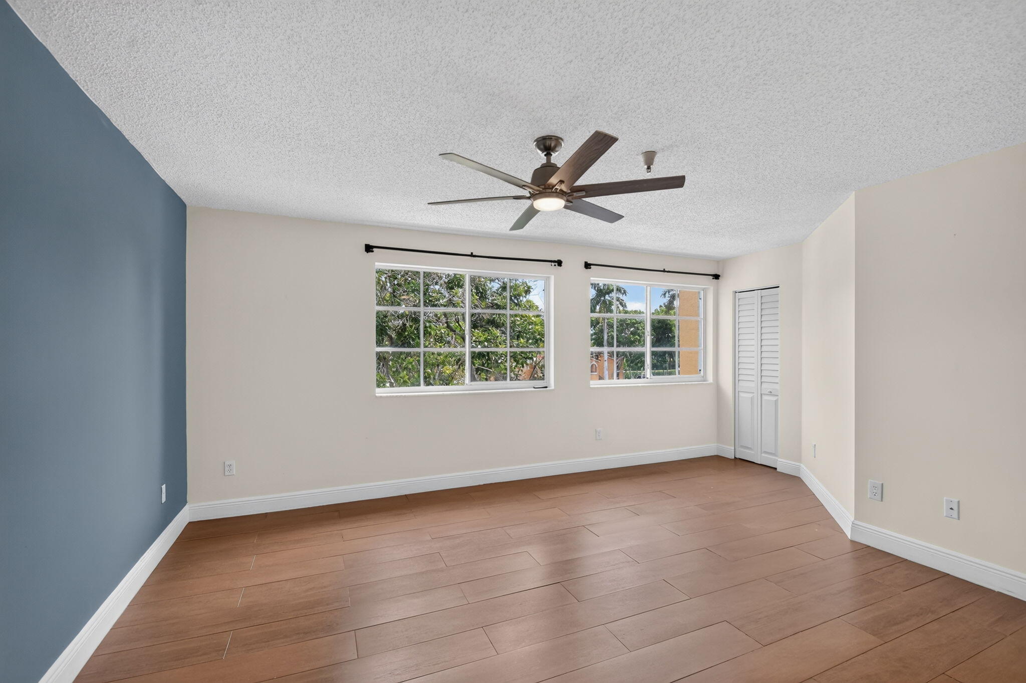 123 Yacht Club Way 307 Property Photo 15