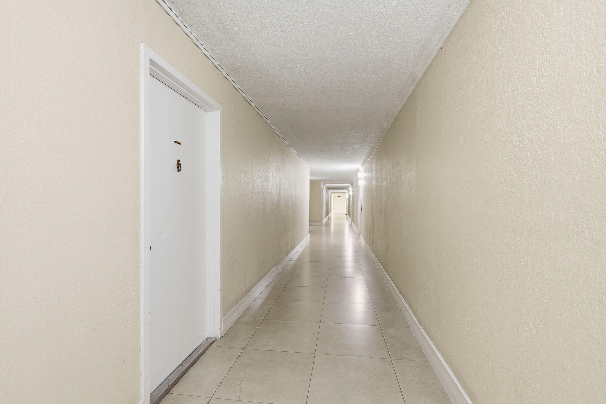 9360 Fontainebleau Boulevard Apt 310 Property Photo 13