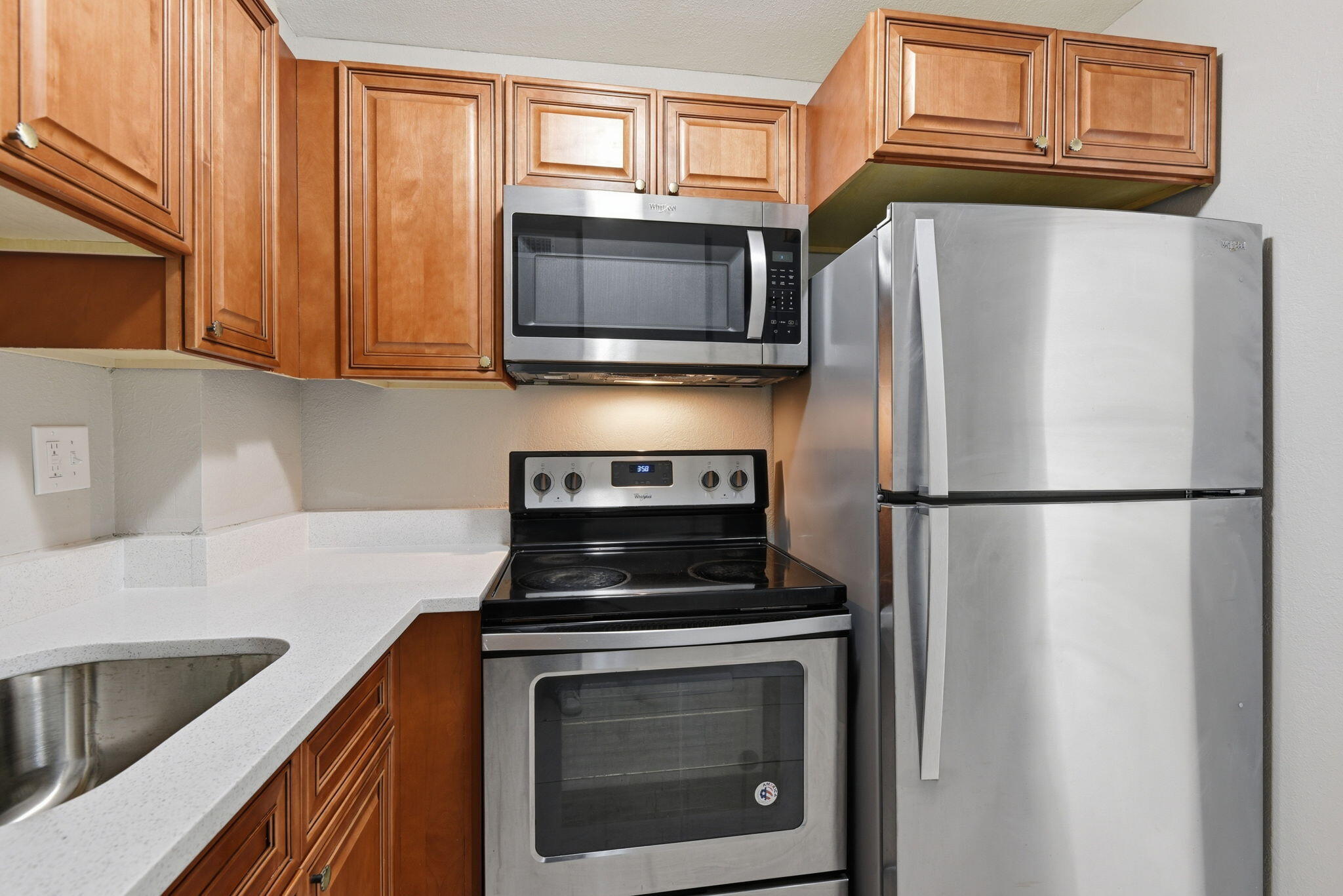 9360 Fontainebleau Boulevard Apt 310 Property Photo 17