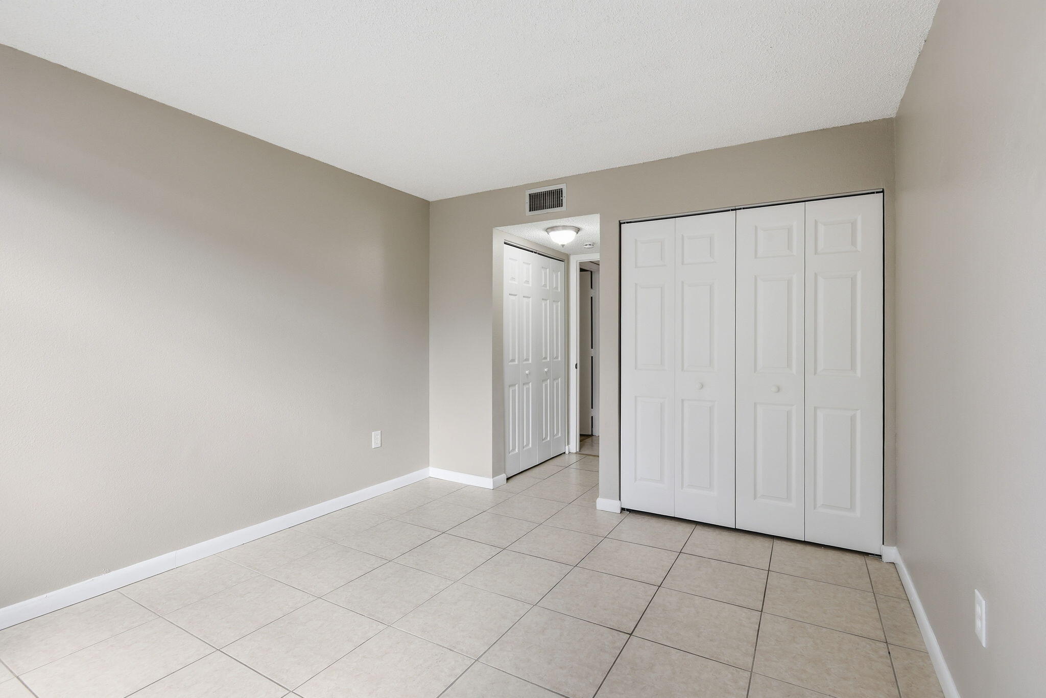 9360 Fontainebleau Boulevard Apt 310 Property Photo 19