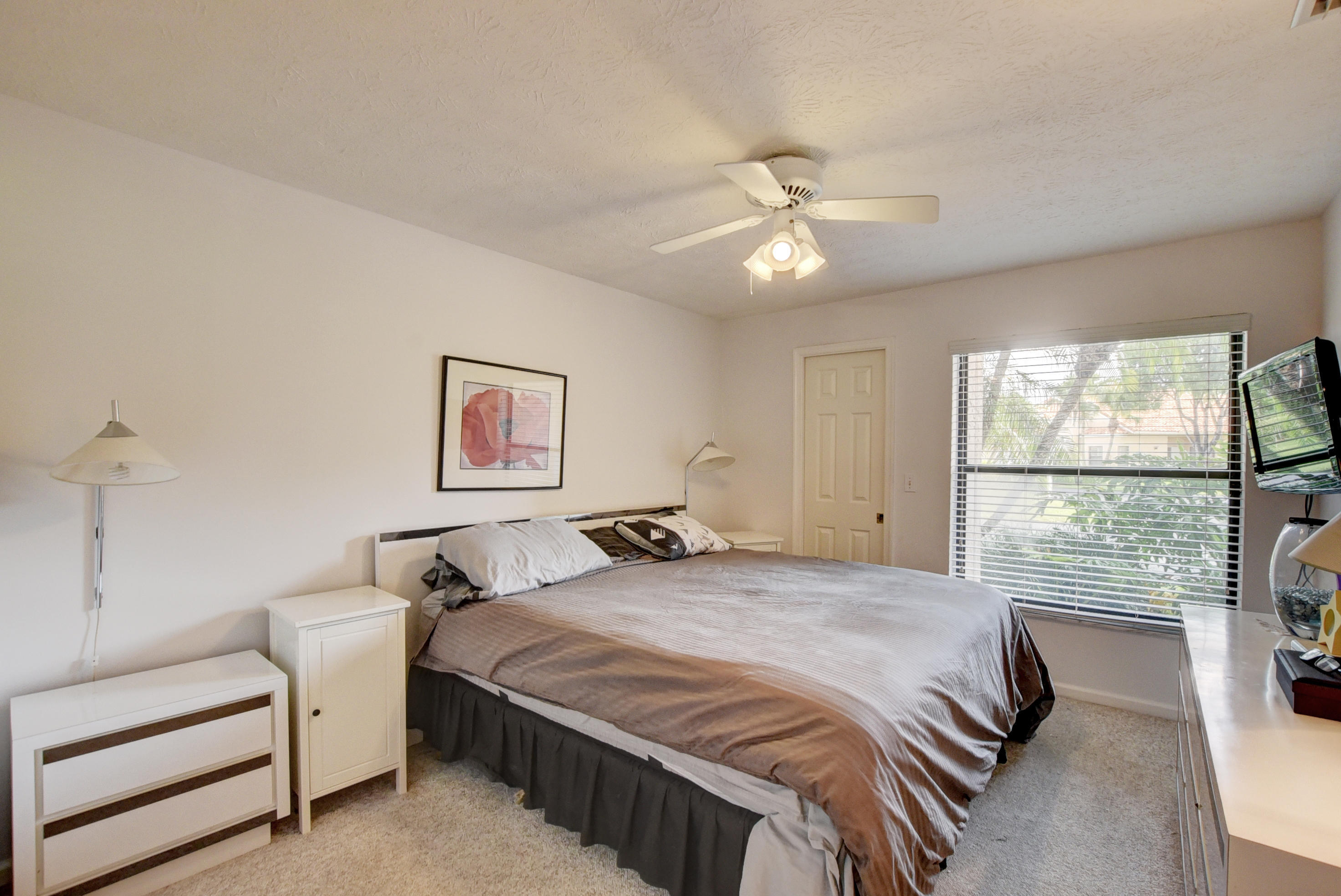 22667 Meridiana Drive Property Photo 6