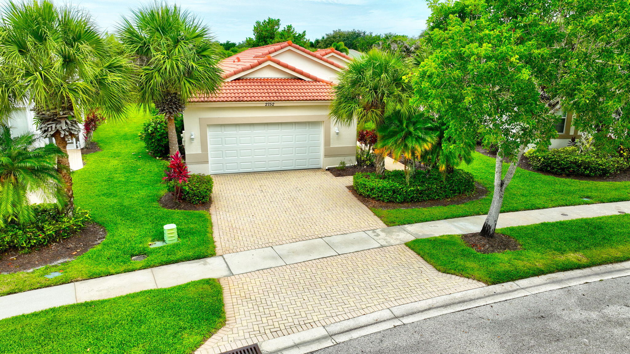 2752 Clipper Circle Property Photo 1