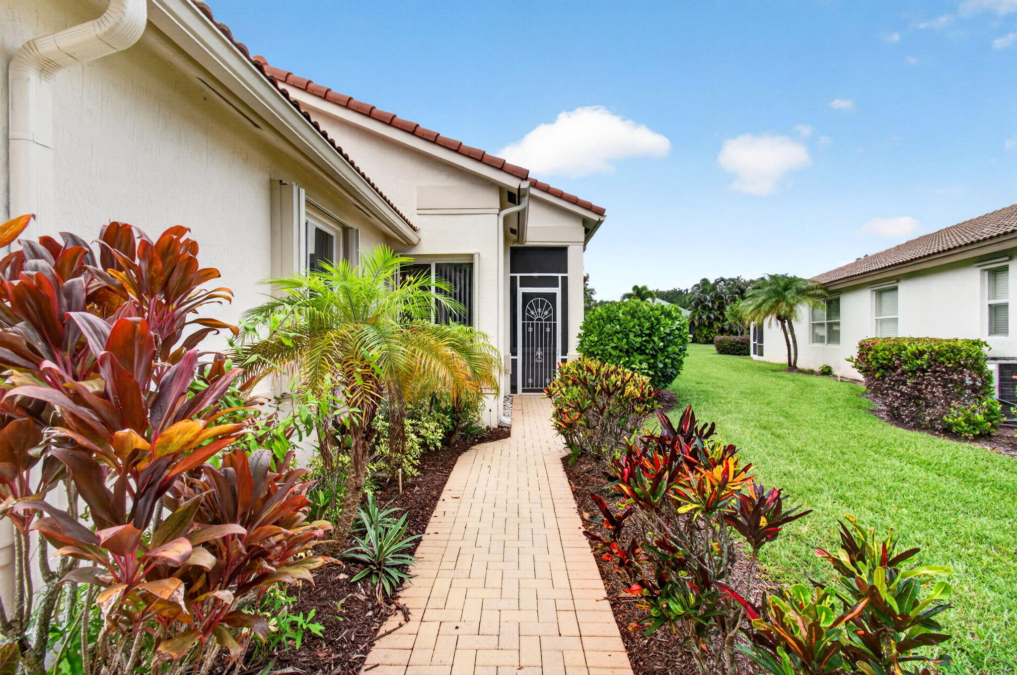 2752 Clipper Circle Property Photo 5