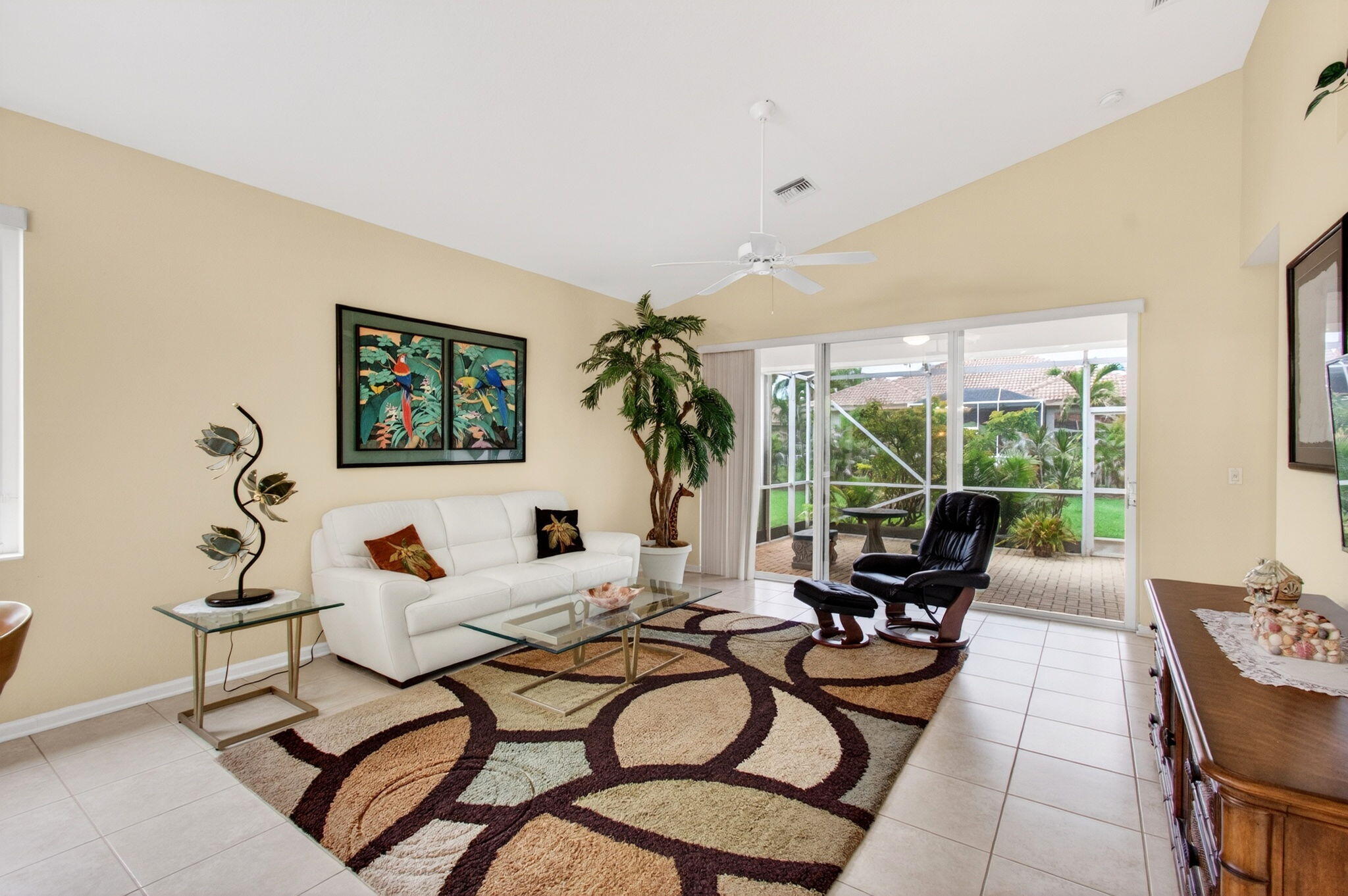 2752 Clipper Circle Property Photo 12