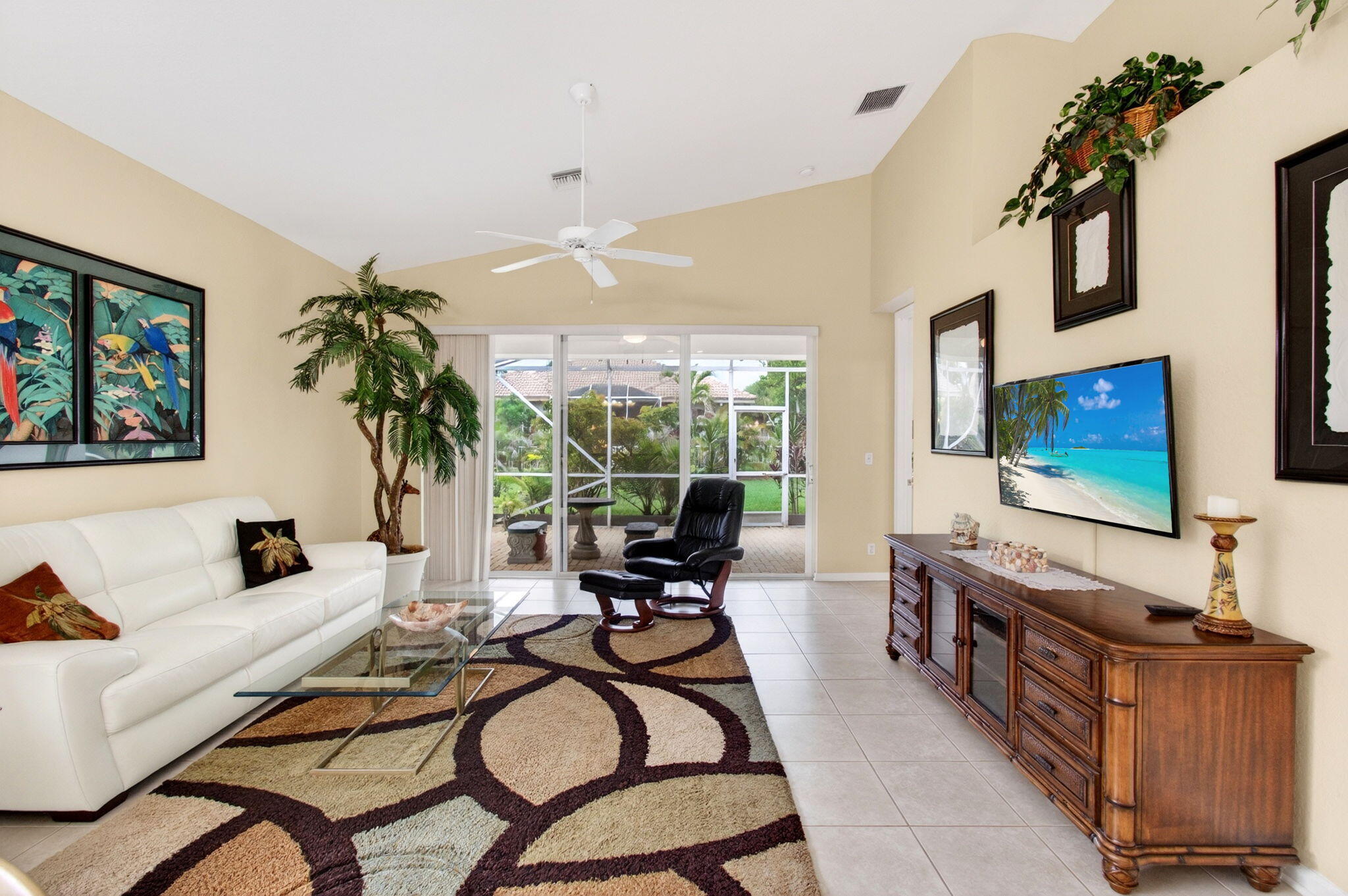 2752 Clipper Circle Property Photo 13