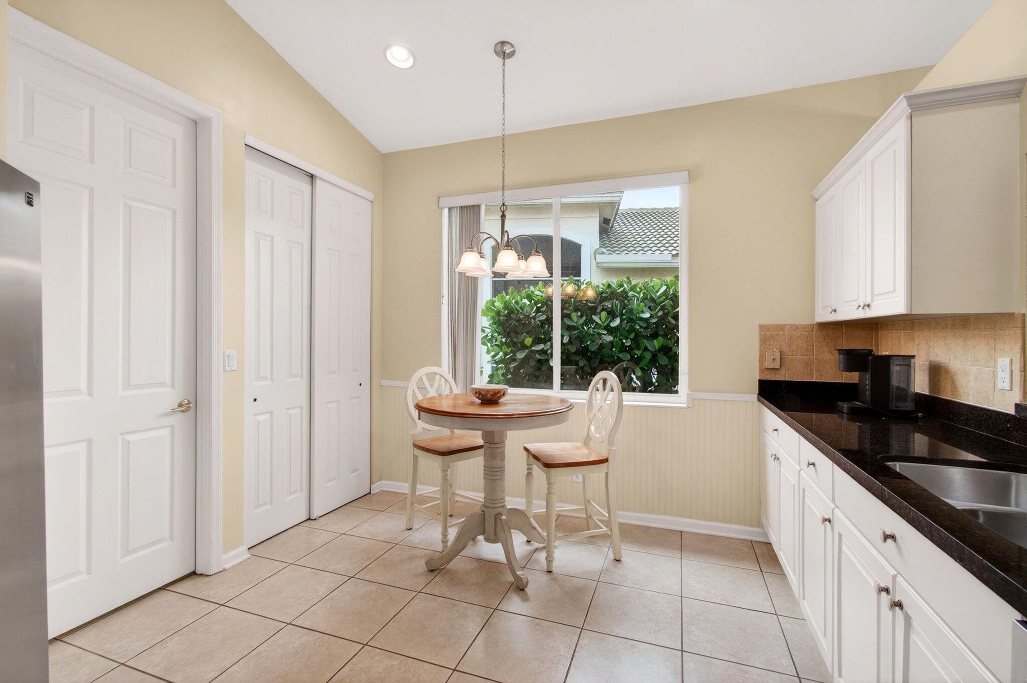 2752 Clipper Circle Property Photo 18