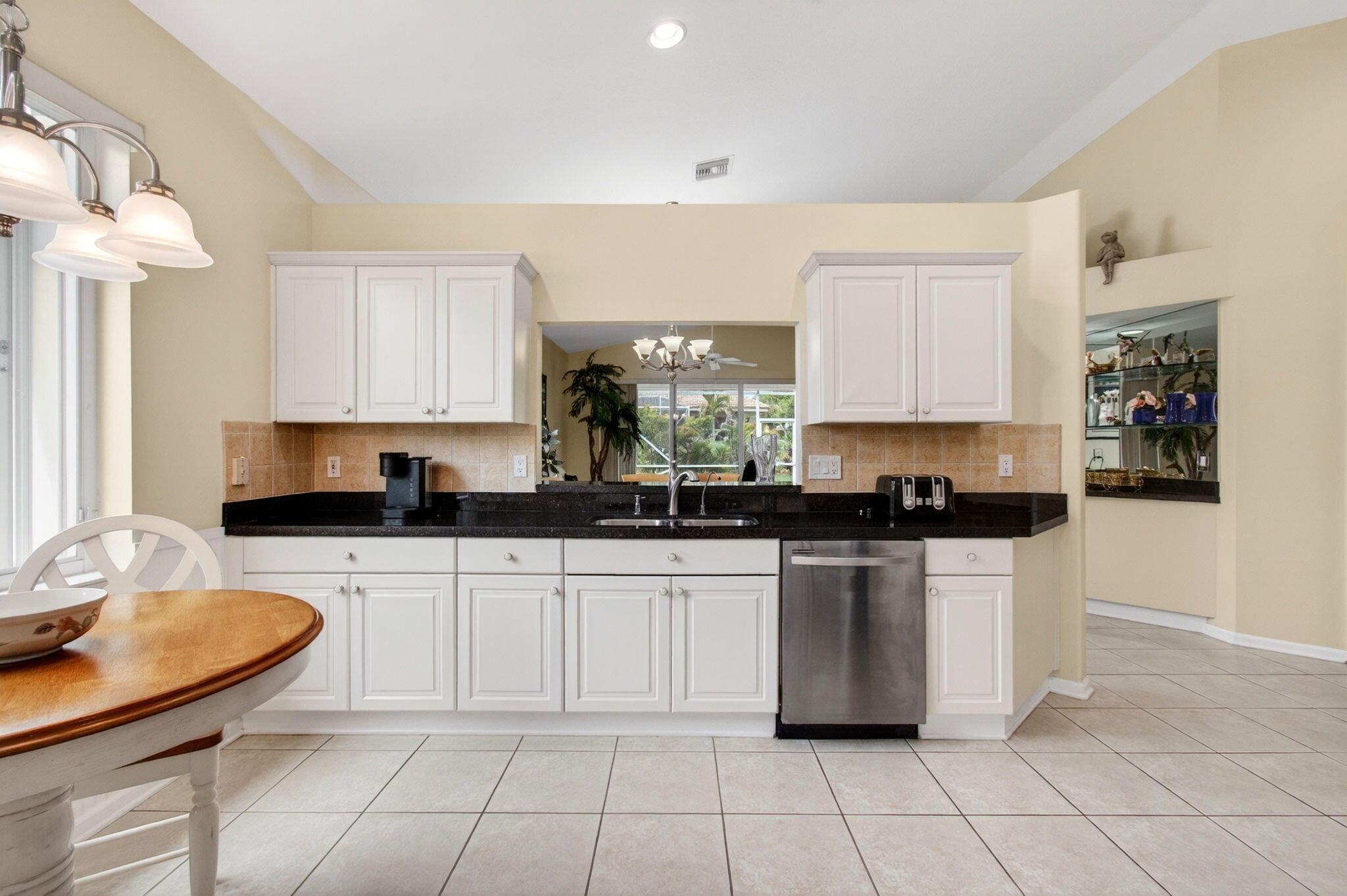 2752 Clipper Circle Property Photo 23